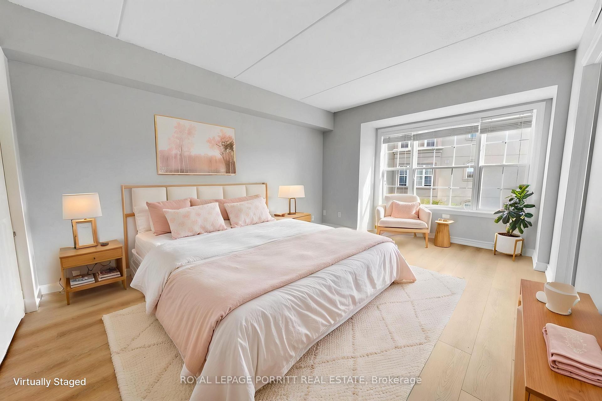 Photo 3 of 2085 Appleby Line, Burlington, Uptown — HOMEH