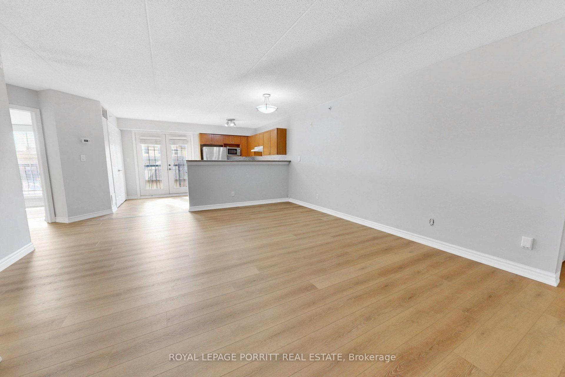 Photo 6 of 2085 Appleby Line, Burlington, Uptown — HOMEH