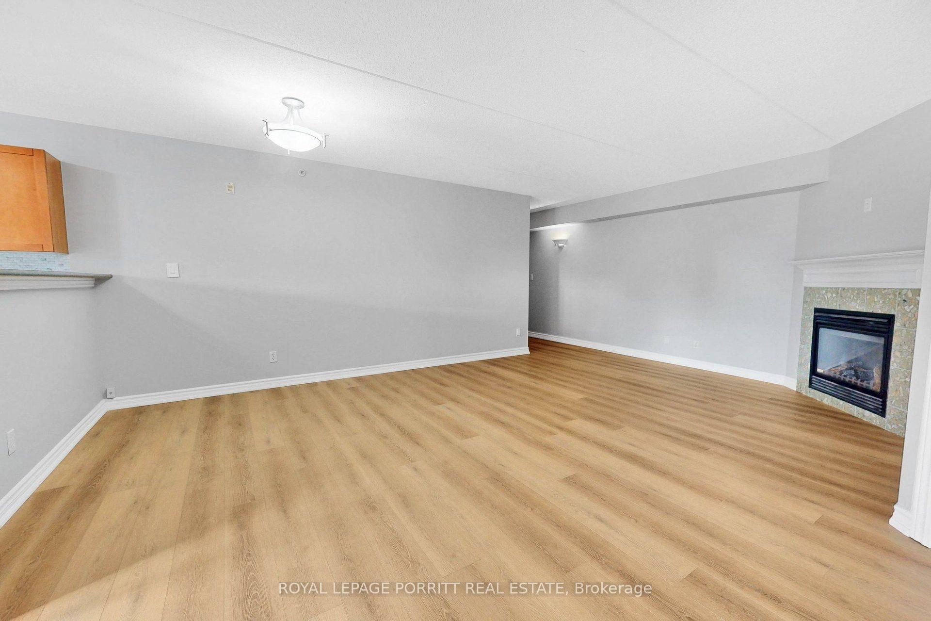 Photo 8 of 2085 Appleby Line, Burlington, Uptown — HOMEH
