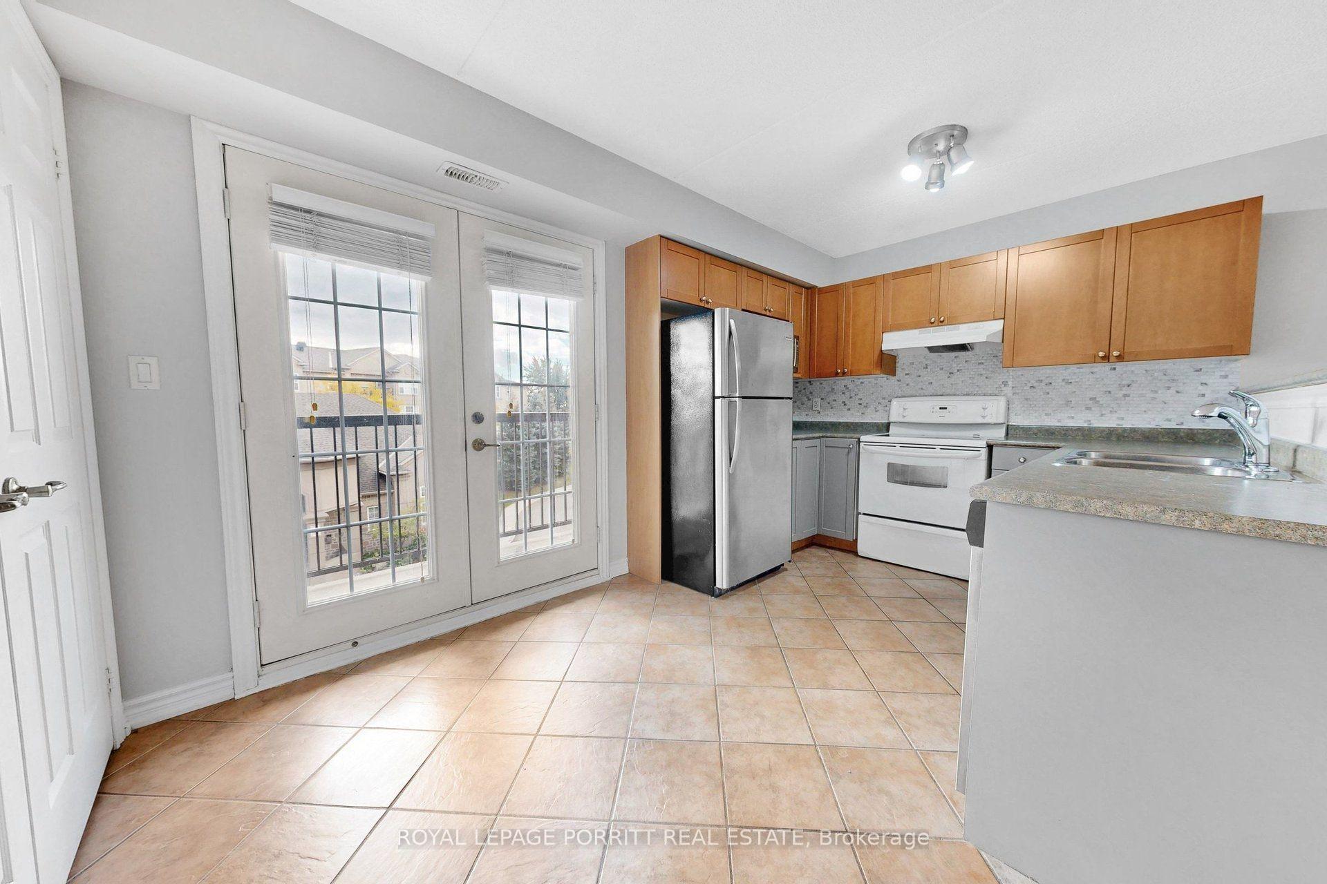 Photo 11 of 2085 Appleby Line, Burlington, Uptown — HOMEH