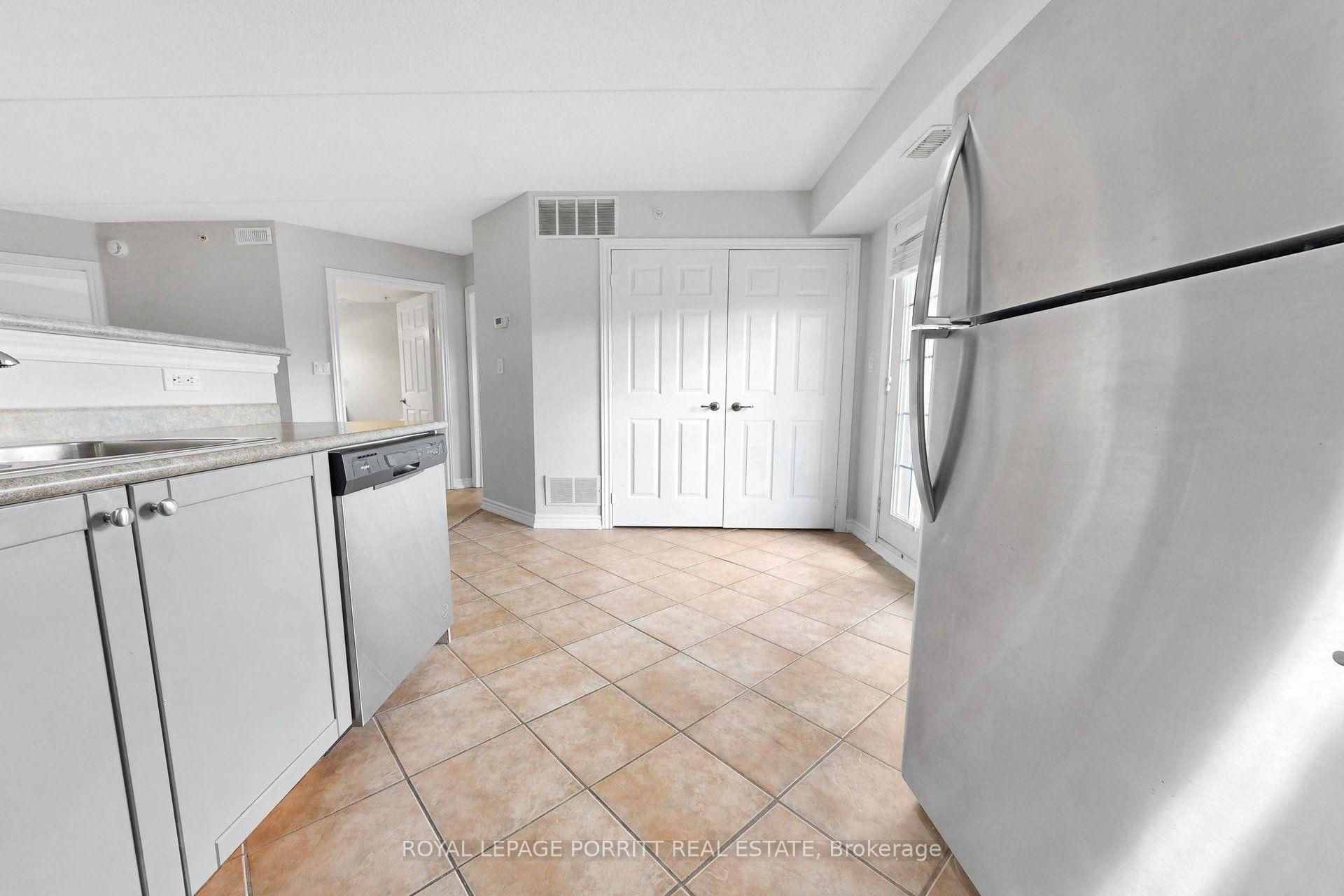 Photo 16 of 2085 Appleby Line, Burlington, Uptown — HOMEH