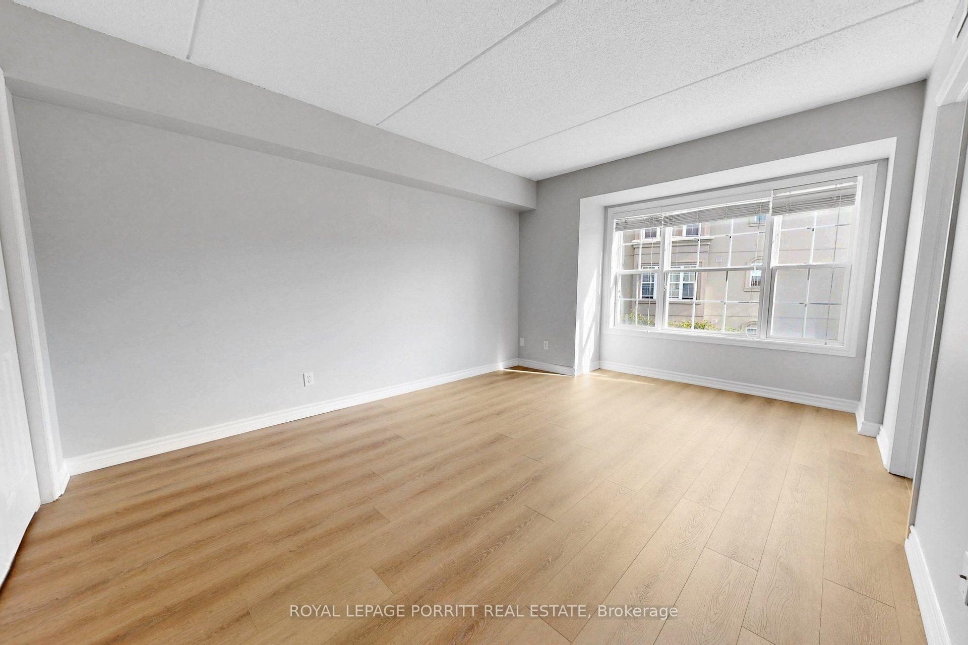 Photo 17 of 2085 Appleby Line, Burlington, Uptown — HOMEH