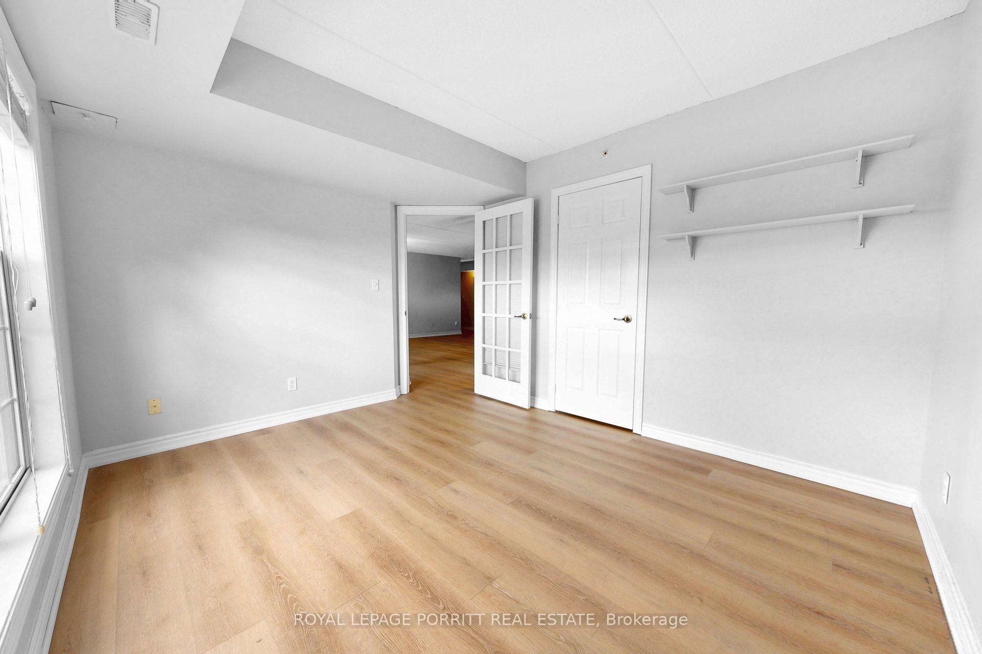 Photo 23 of 2085 Appleby Line, Burlington, Uptown — HOMEH