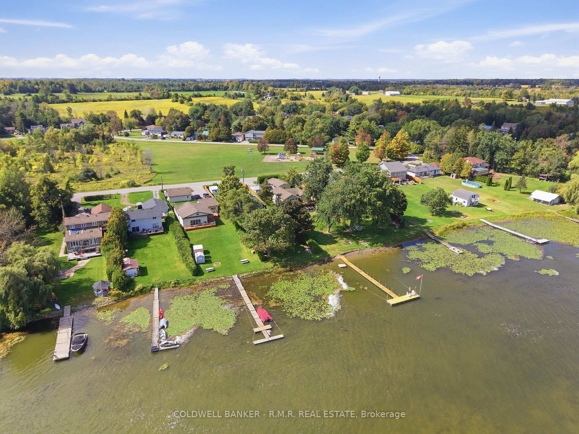Photo of 87 Edgewood Crescent