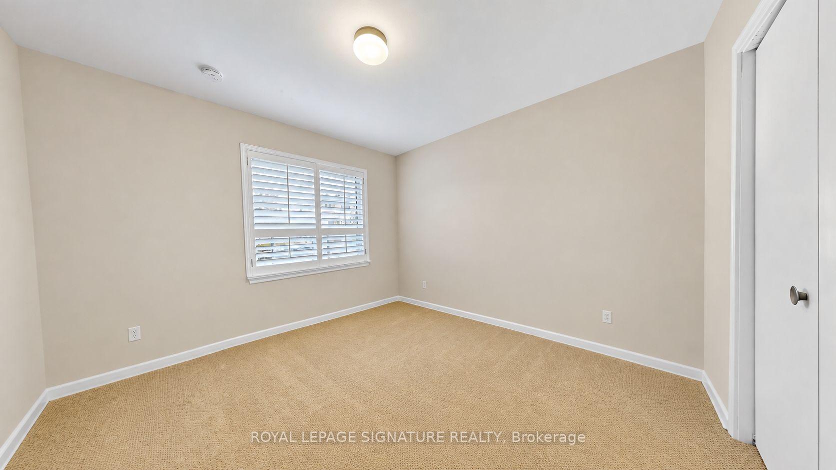 Photo 11 of 35 Florens Avenue, Scarborough, Clairlea-Birchmount — HOMEH