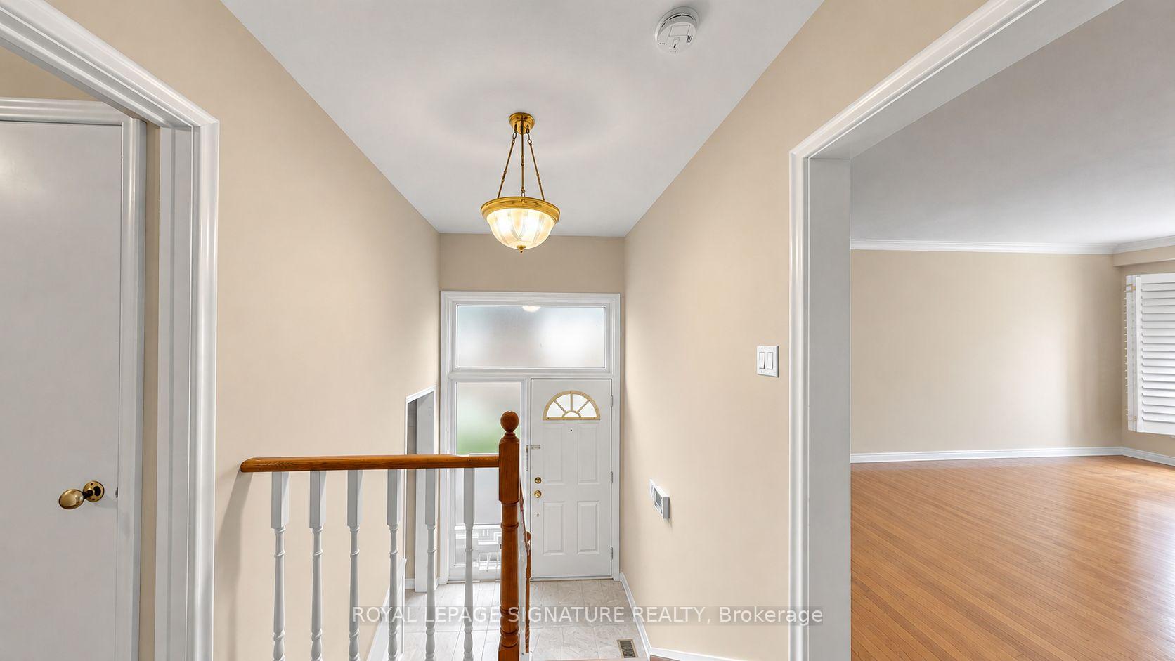 Photo 30 of 35 Florens Avenue, Scarborough, Clairlea-Birchmount — HOMEH
