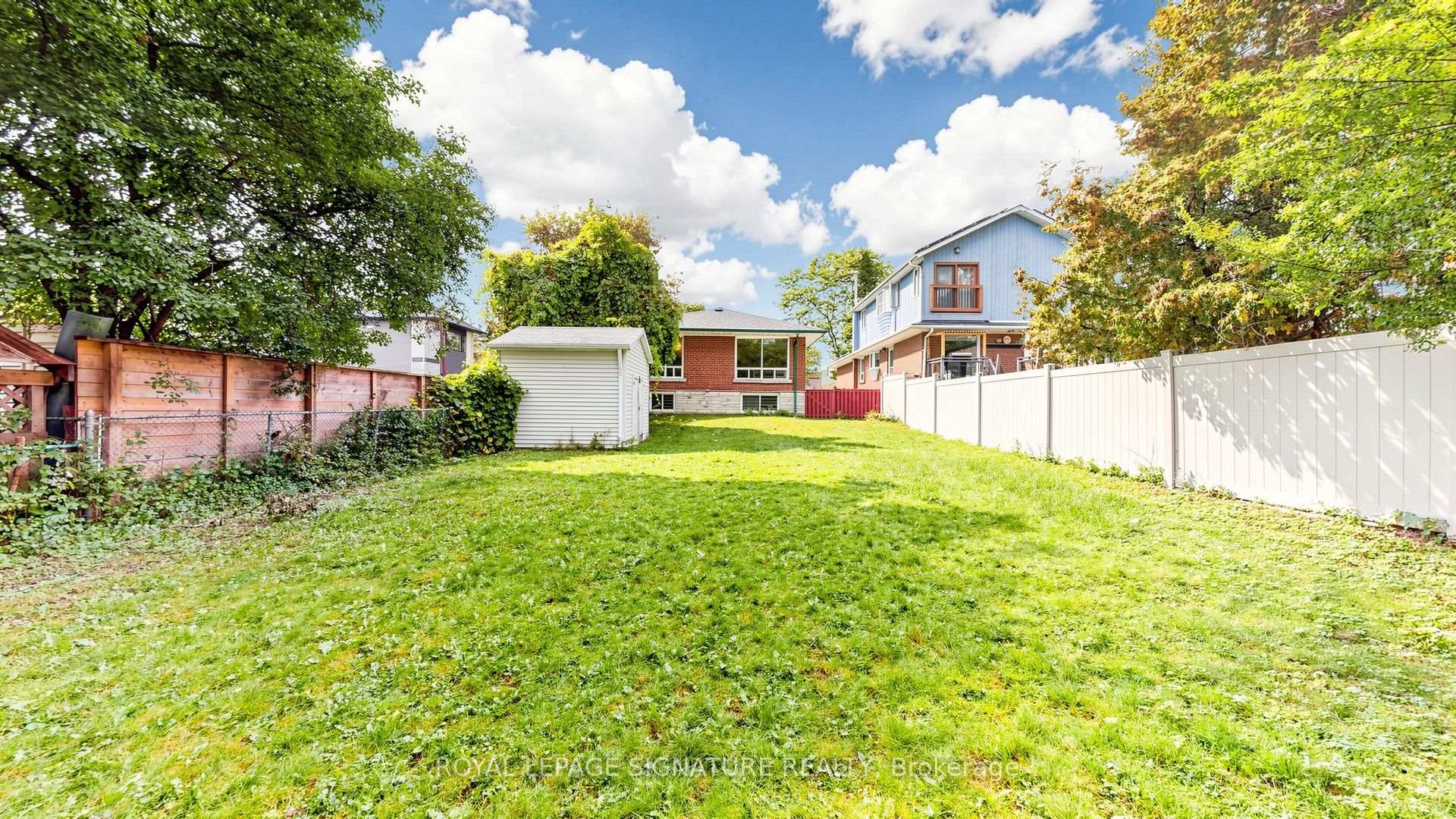 Photo 39 of 35 Florens Avenue, Scarborough, Clairlea-Birchmount — HOMEH