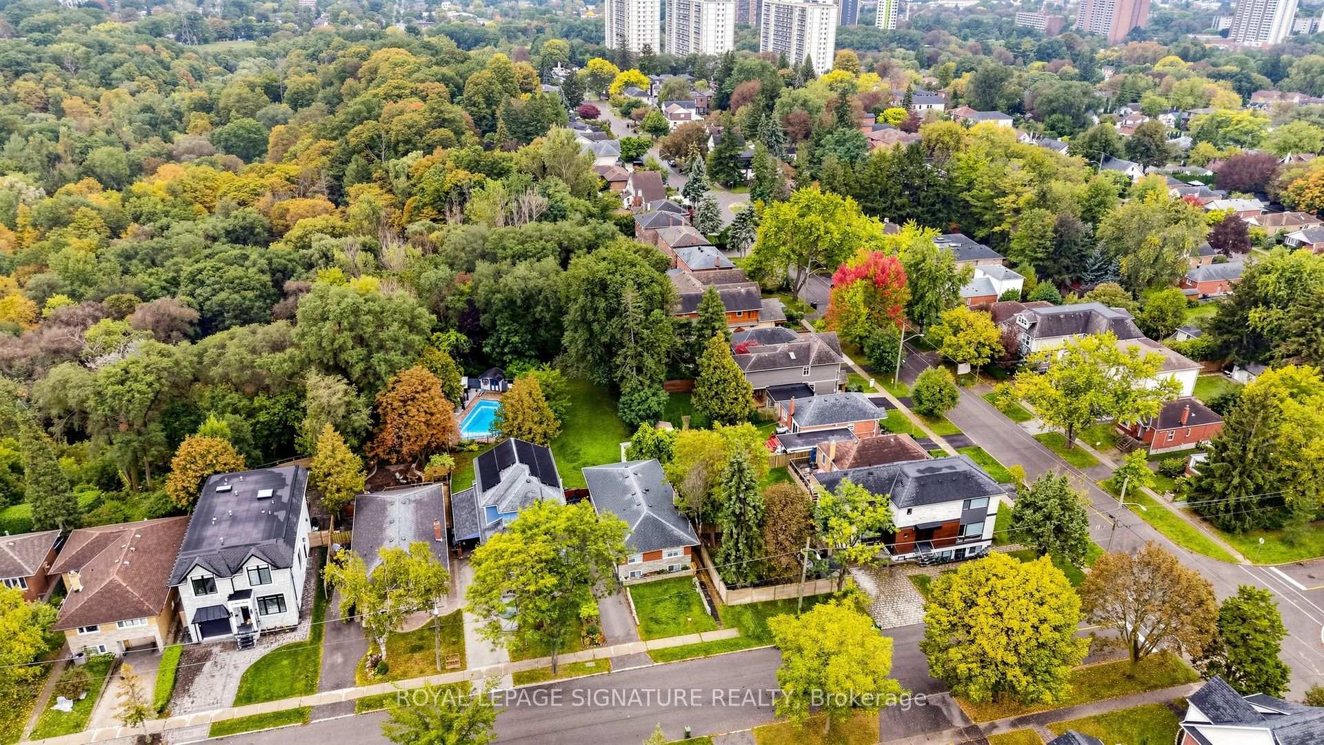 Photo 45 of 35 Florens Avenue, Scarborough, Clairlea-Birchmount — HOMEH