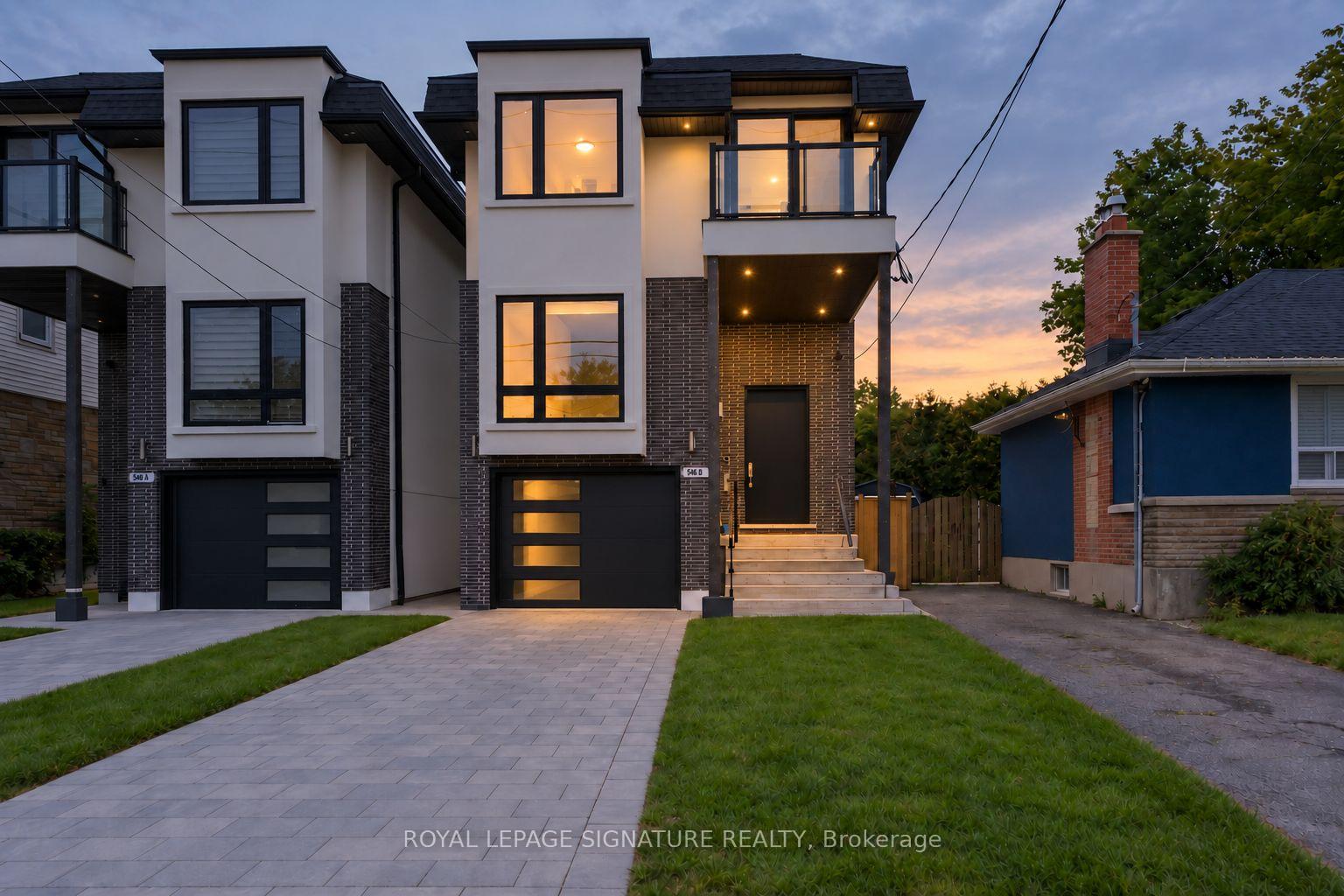 Photo 2 of 540B Pharmacy Avenue, Scarborough, Clairlea-Birchmount — HOMEH