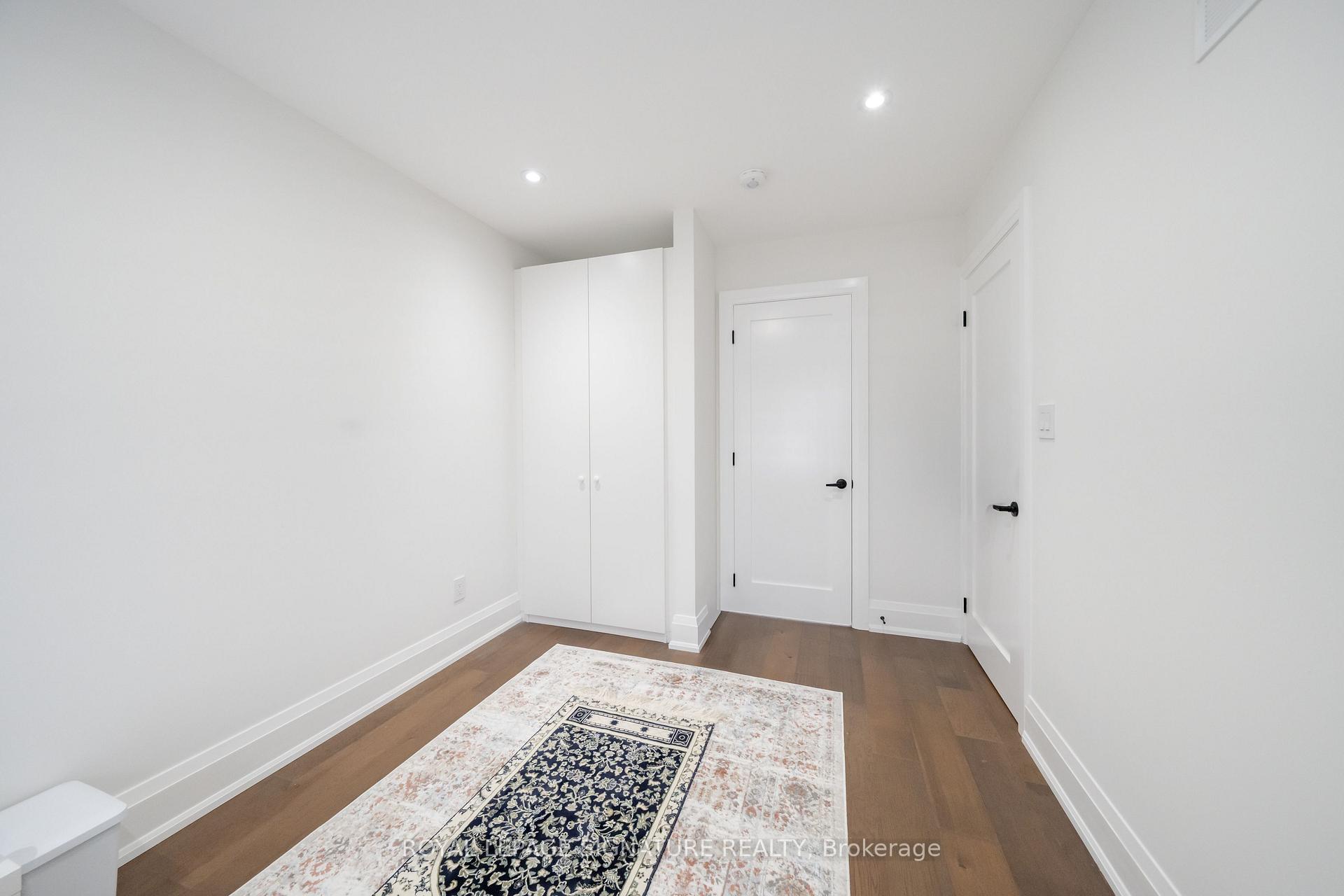 Photo 30 of 540B Pharmacy Avenue, Scarborough, Clairlea-Birchmount — HOMEH