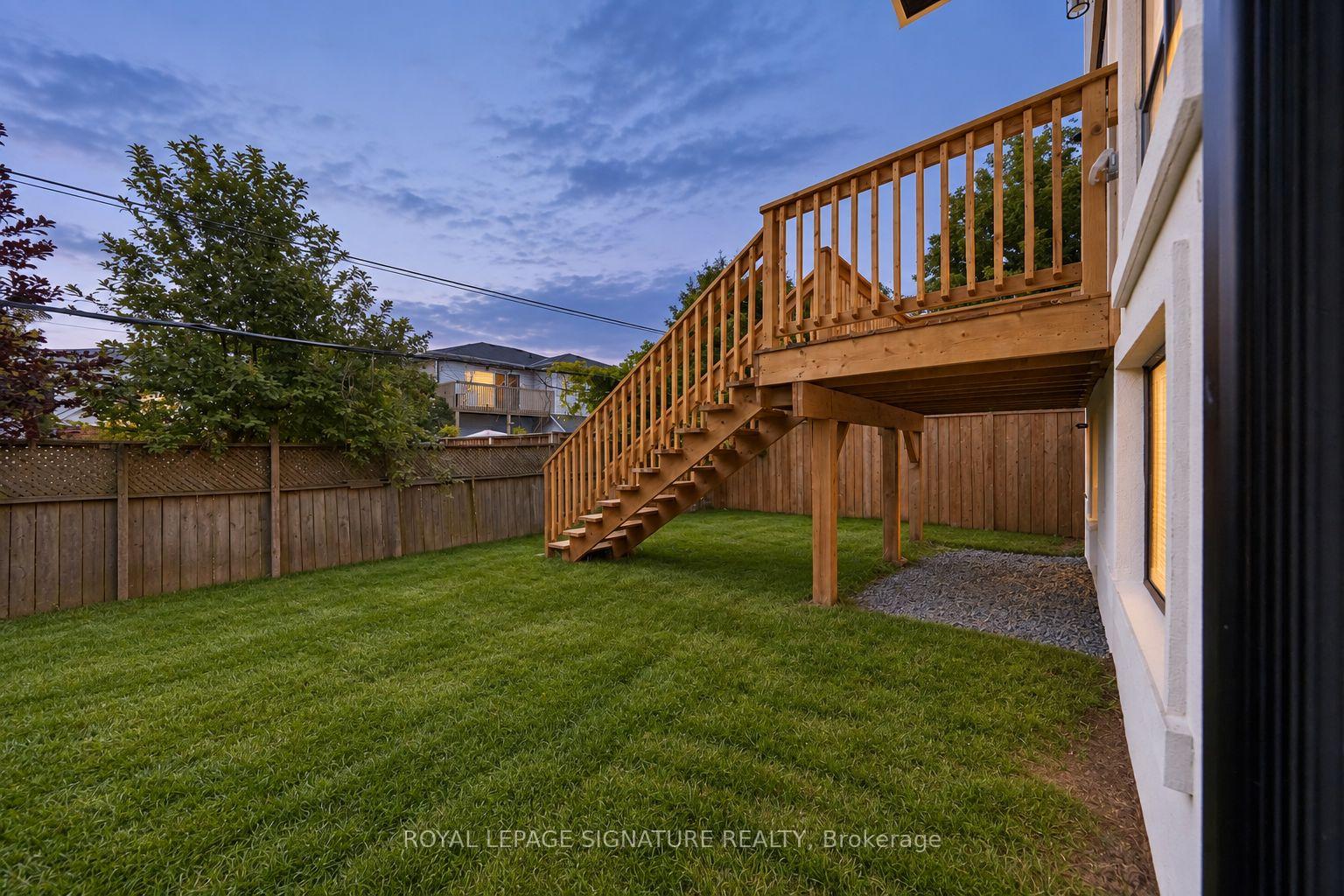 Photo 47 of 540B Pharmacy Avenue, Scarborough, Clairlea-Birchmount — HOMEH