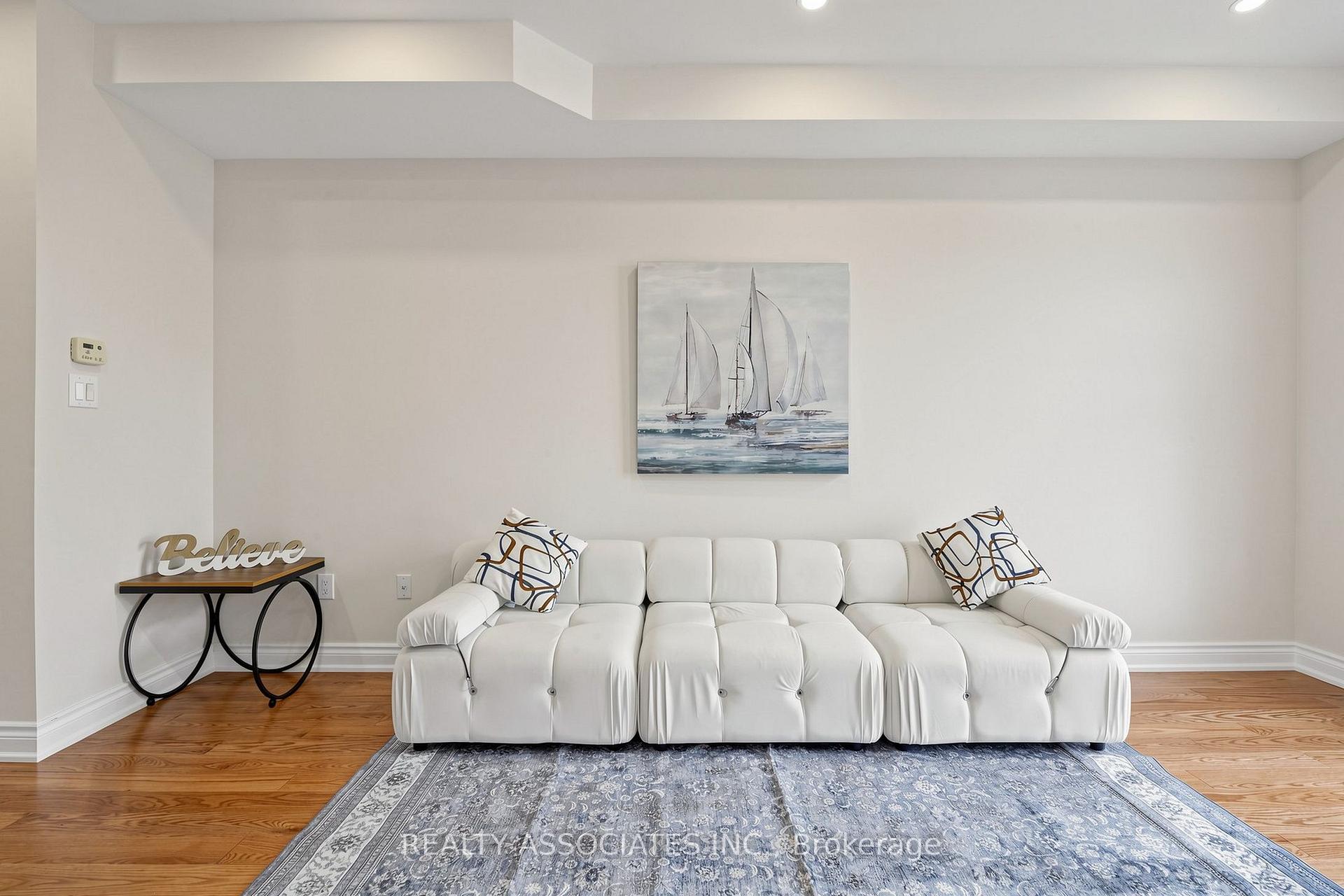 Photo 8 of 297 Delray Drive, Markham, Greensborough — HOMEH