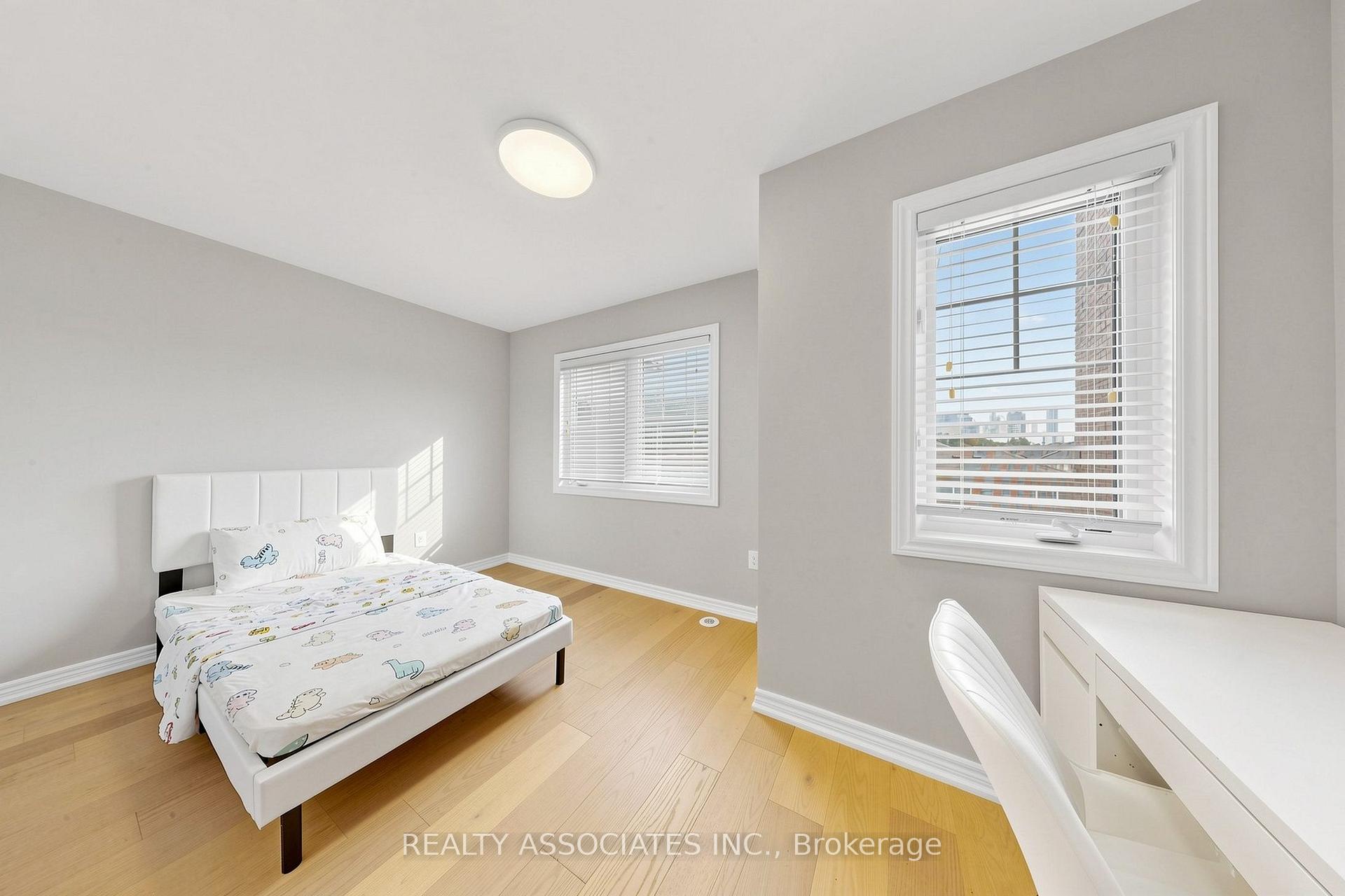 Photo 19 of 297 Delray Drive, Markham, Greensborough — HOMEH