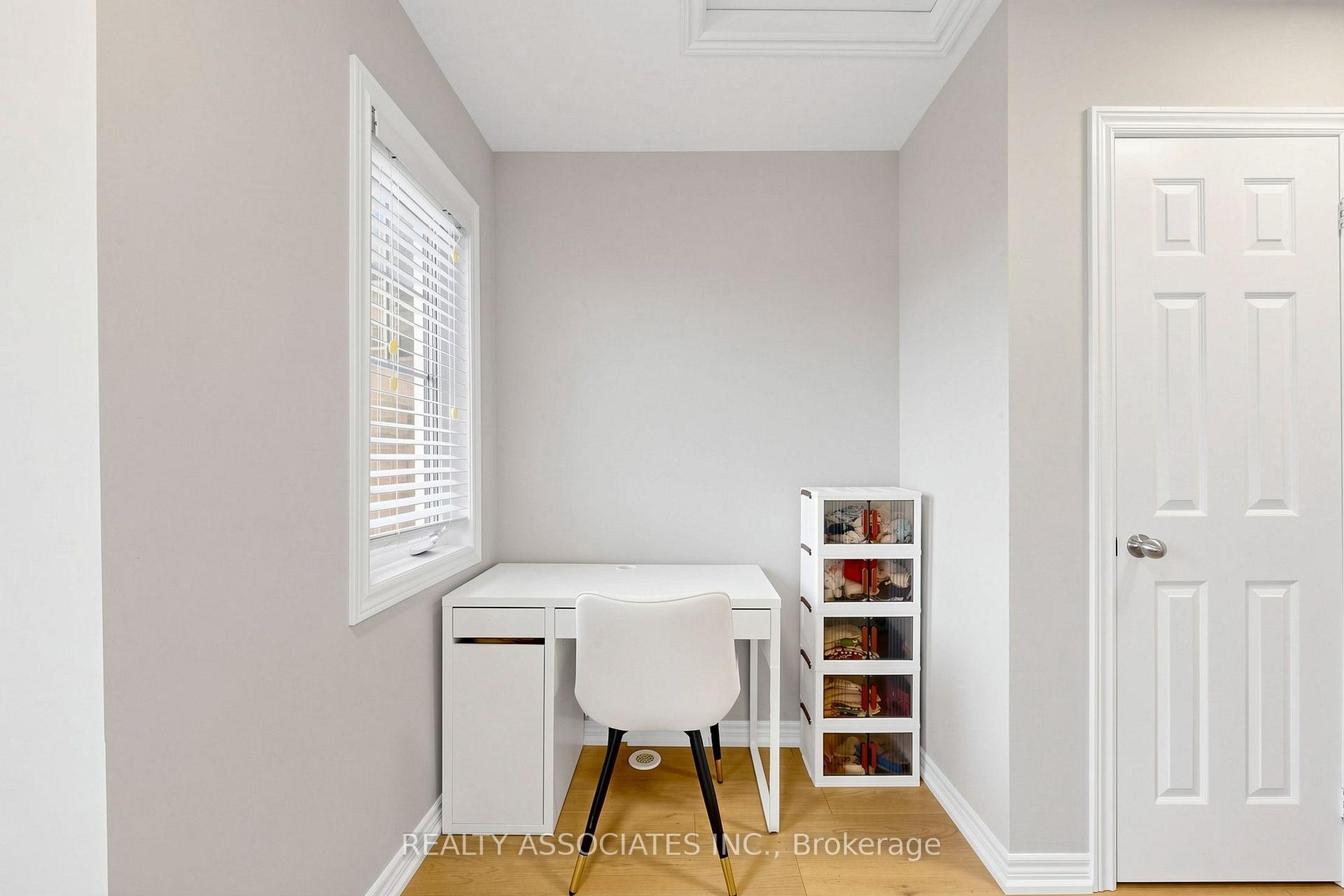 Photo 22 of 297 Delray Drive, Markham, Greensborough — HOMEH