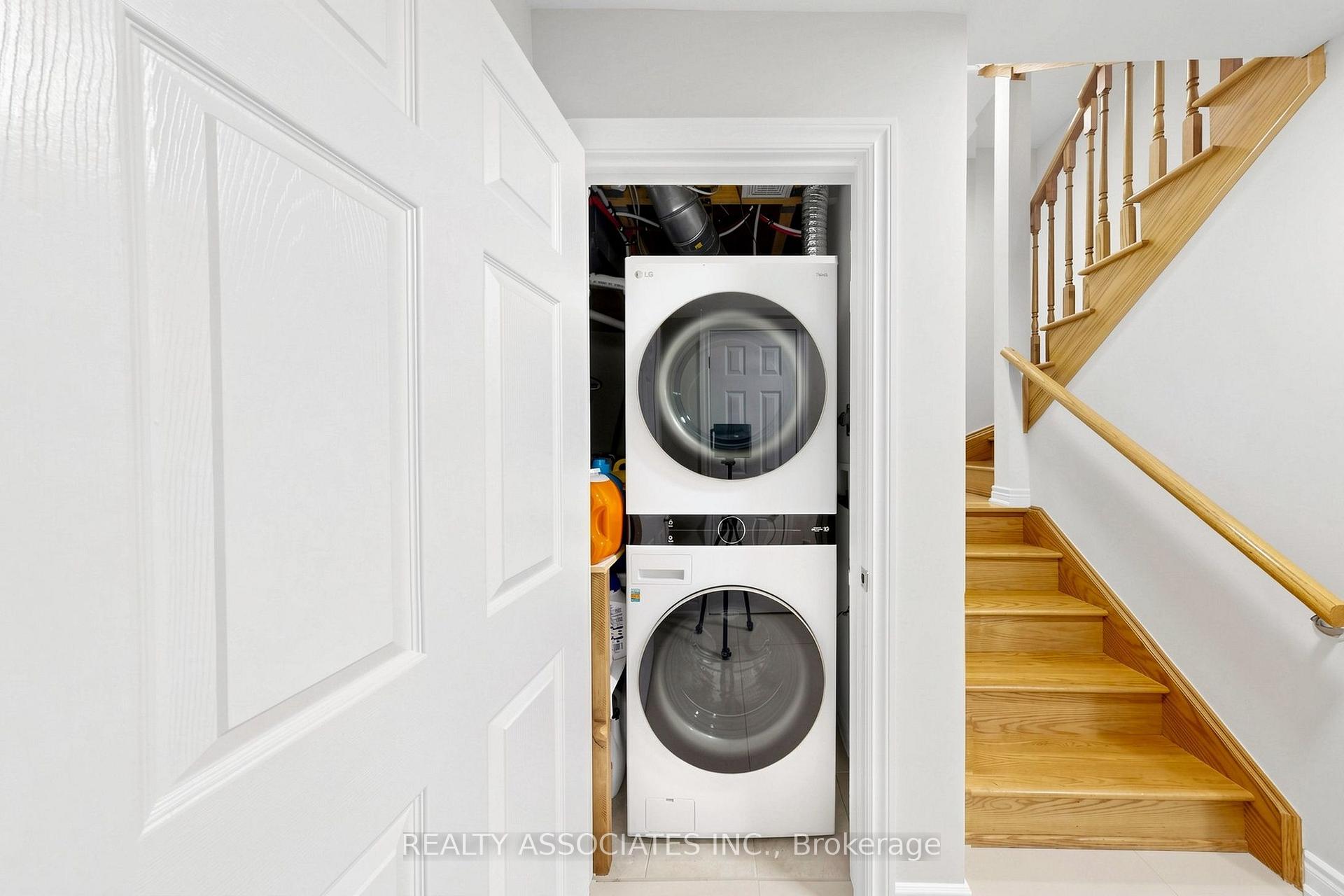 Photo 27 of 297 Delray Drive, Markham, Greensborough — HOMEH