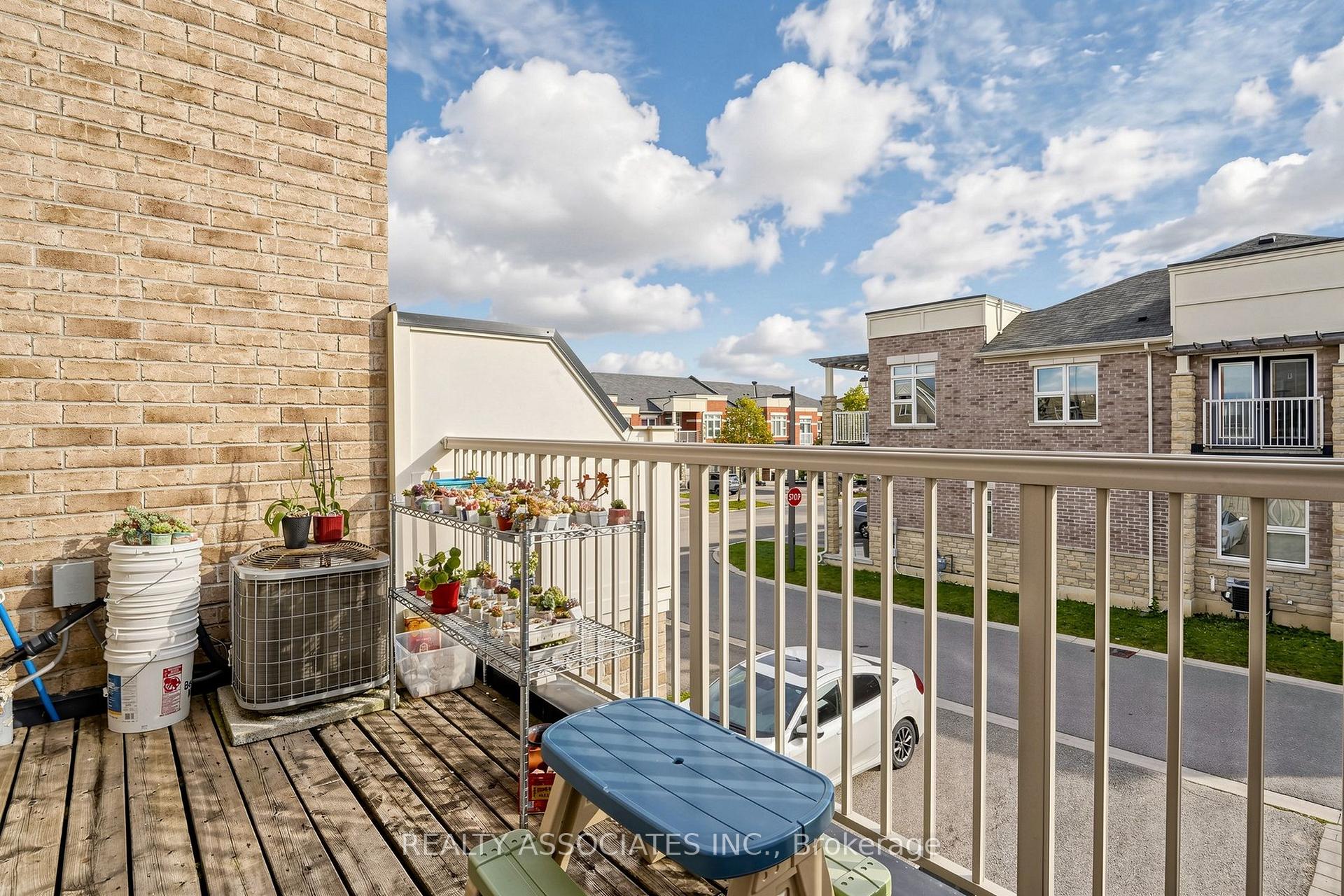 Photo 28 of 297 Delray Drive, Markham, Greensborough — HOMEH