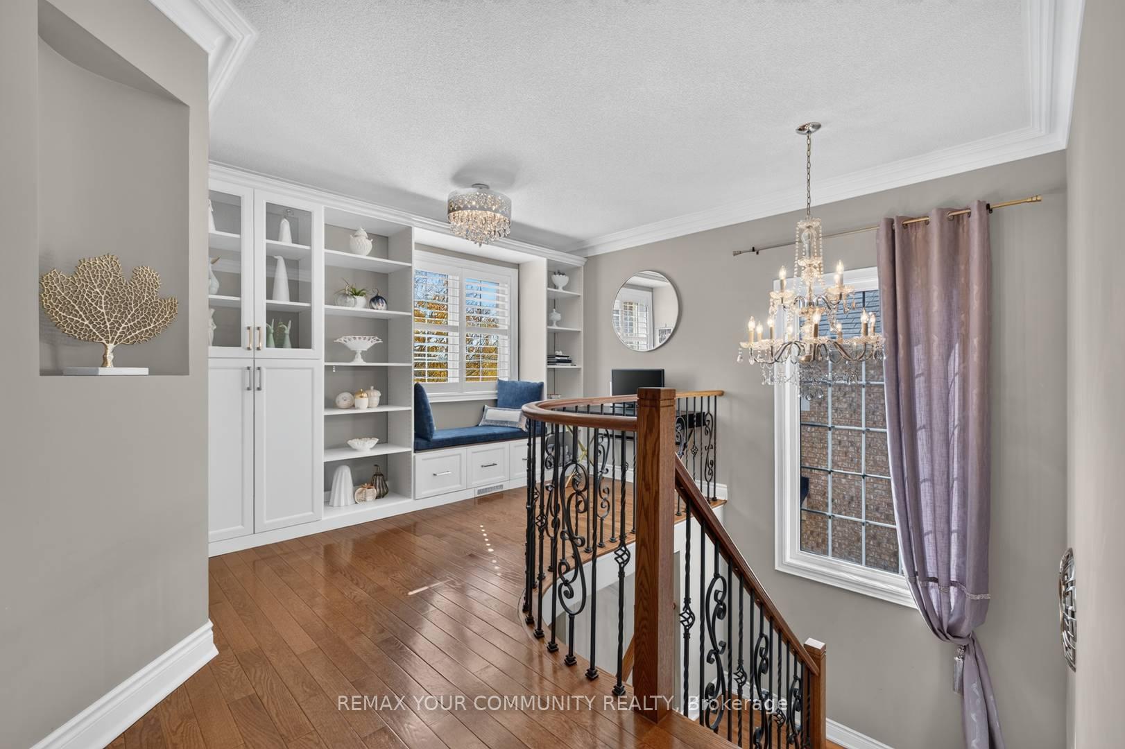 Photo 21 of 38 Dimarino Drive, Vaughan, Patterson — HOMEH