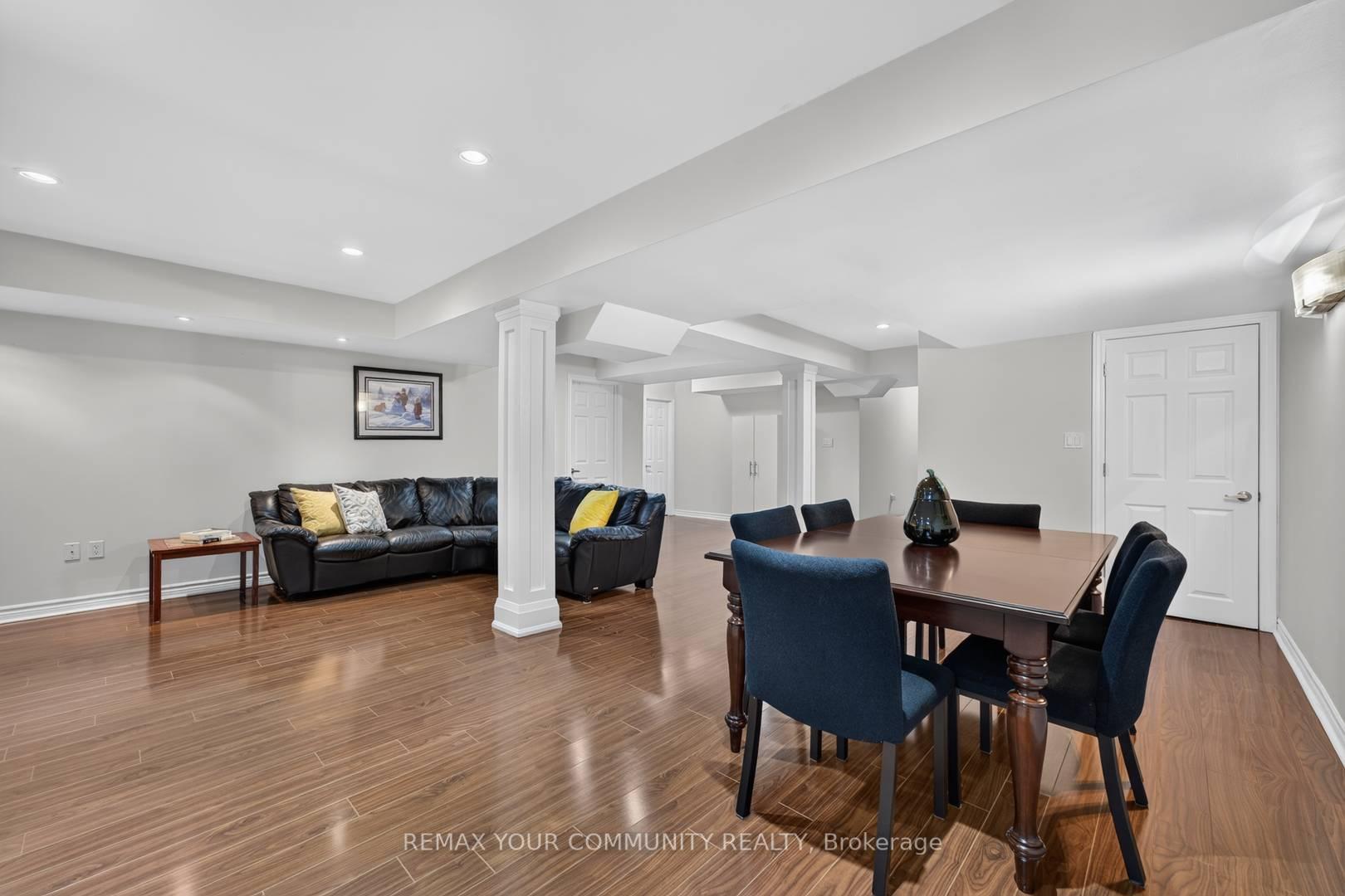 Photo 32 of 38 Dimarino Drive, Vaughan, Patterson — HOMEH