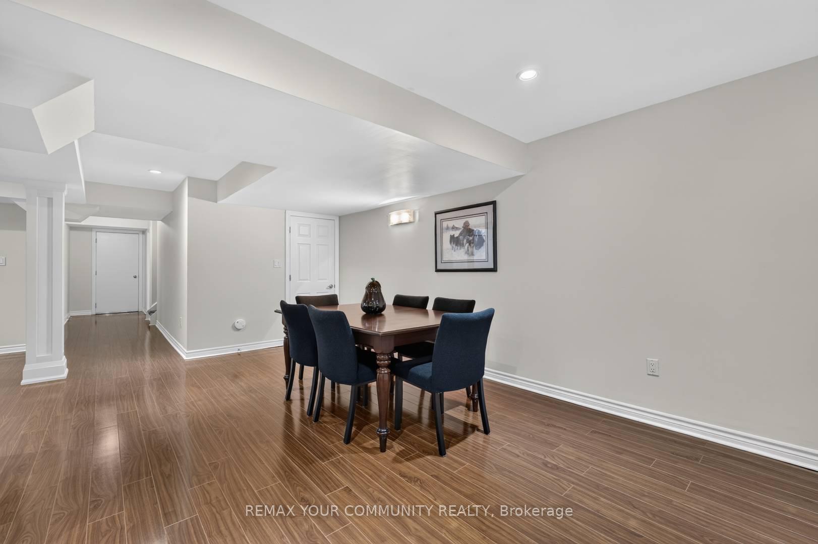 Photo 33 of 38 Dimarino Drive, Vaughan, Patterson — HOMEH
