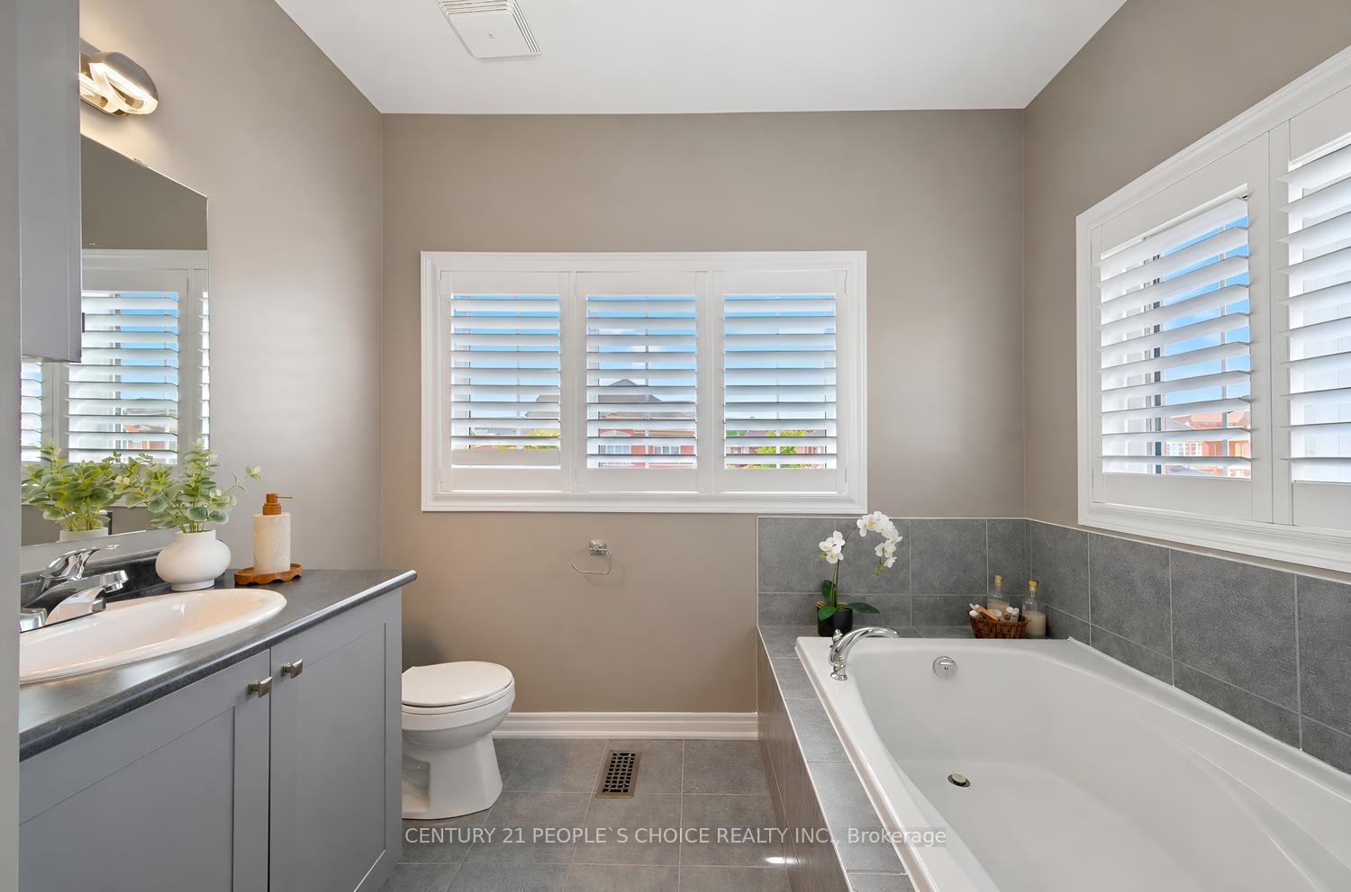Photo 25 of 359 Robert Parkinson Drive, Brampton, Northwest Brampton — HOMEH