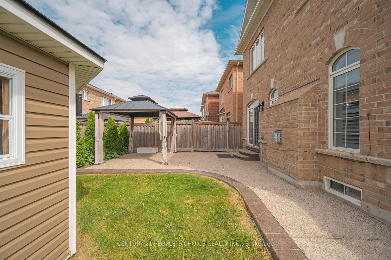 Photo 47 of 359 Robert Parkinson Drive, Brampton, Northwest Brampton — HOMEH