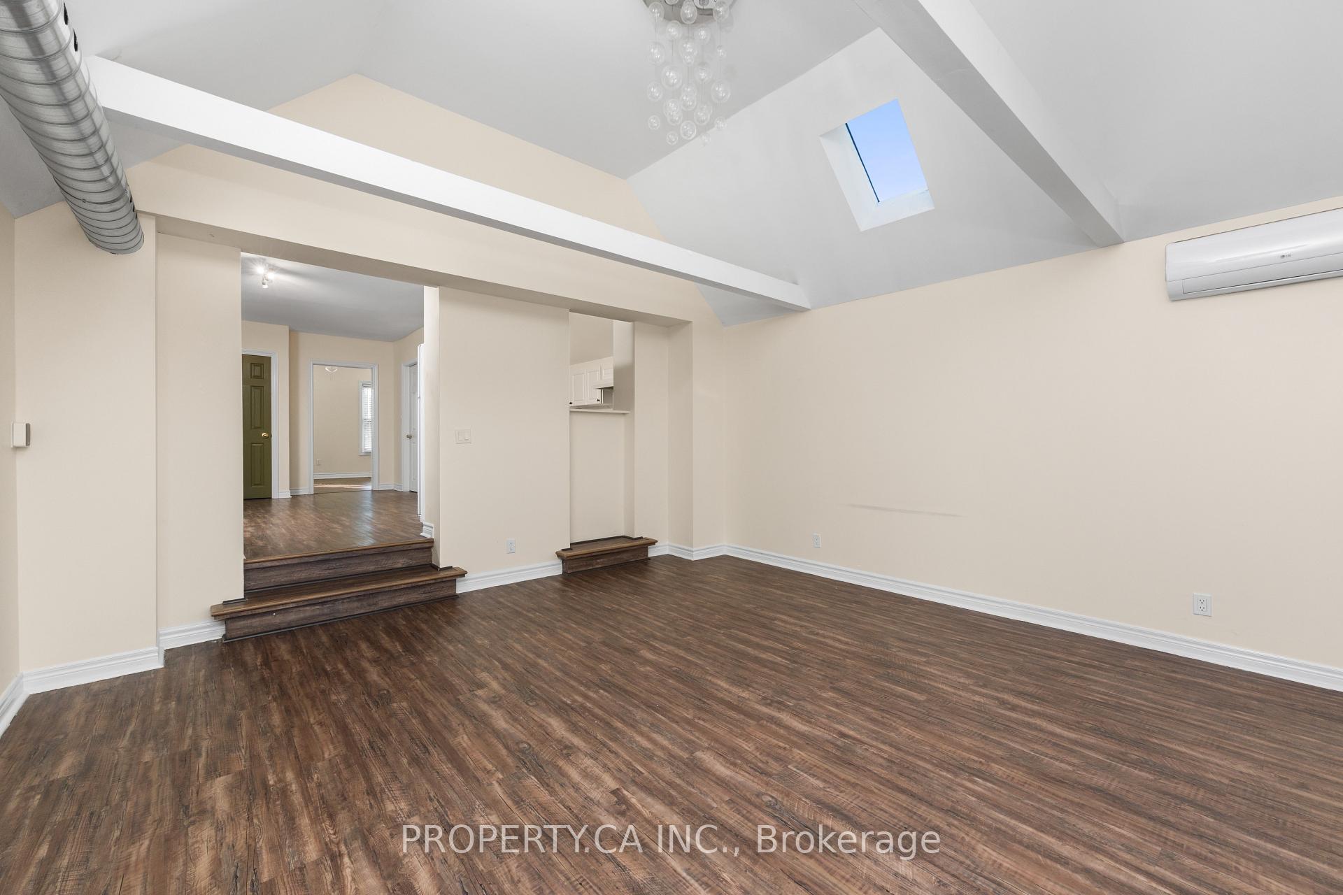 Photo 10 of 112 Stephenson Avenue, Toronto, East End-Danforth — HOMEH
