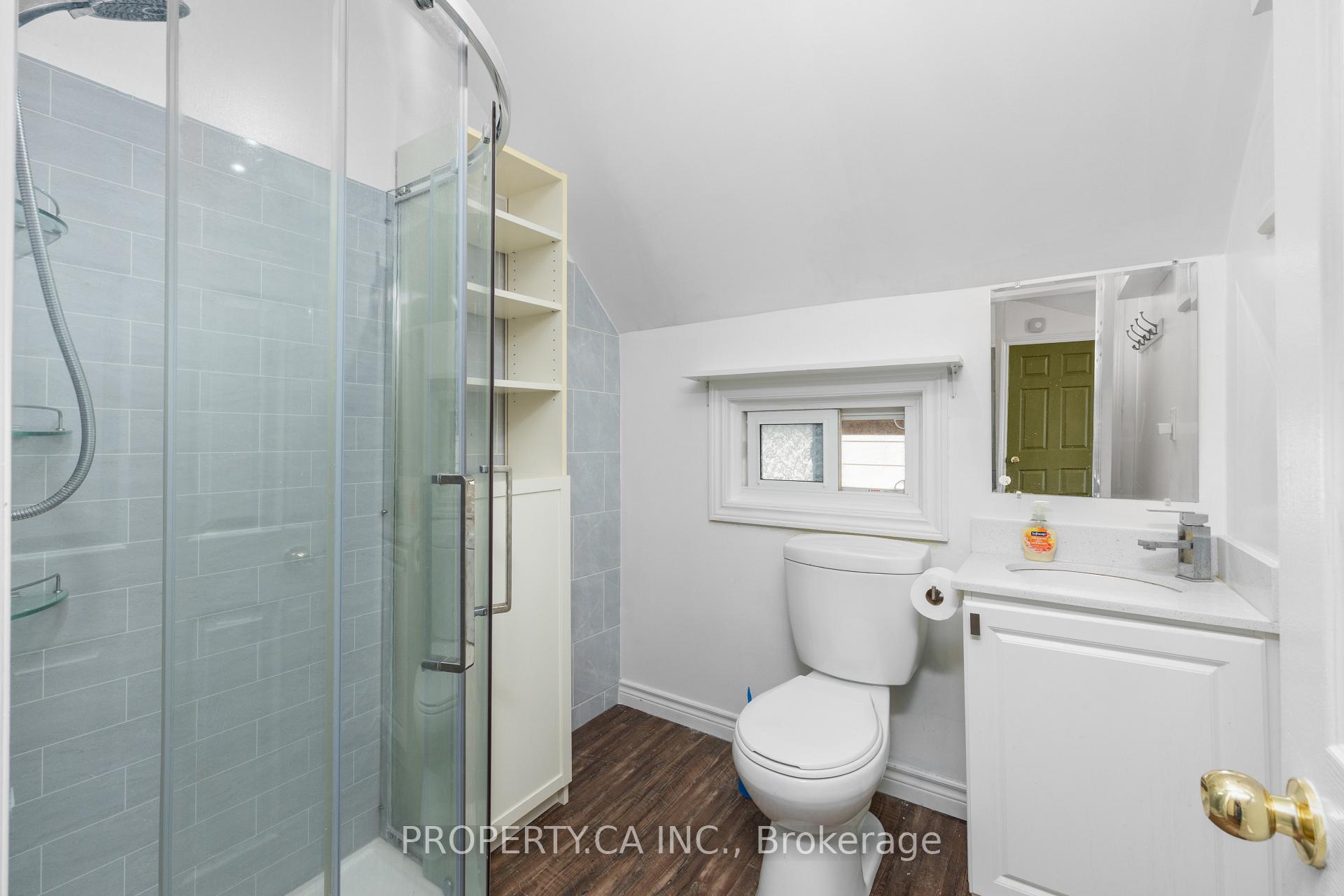 Photo 15 of 112 Stephenson Avenue, Toronto, East End-Danforth — HOMEH