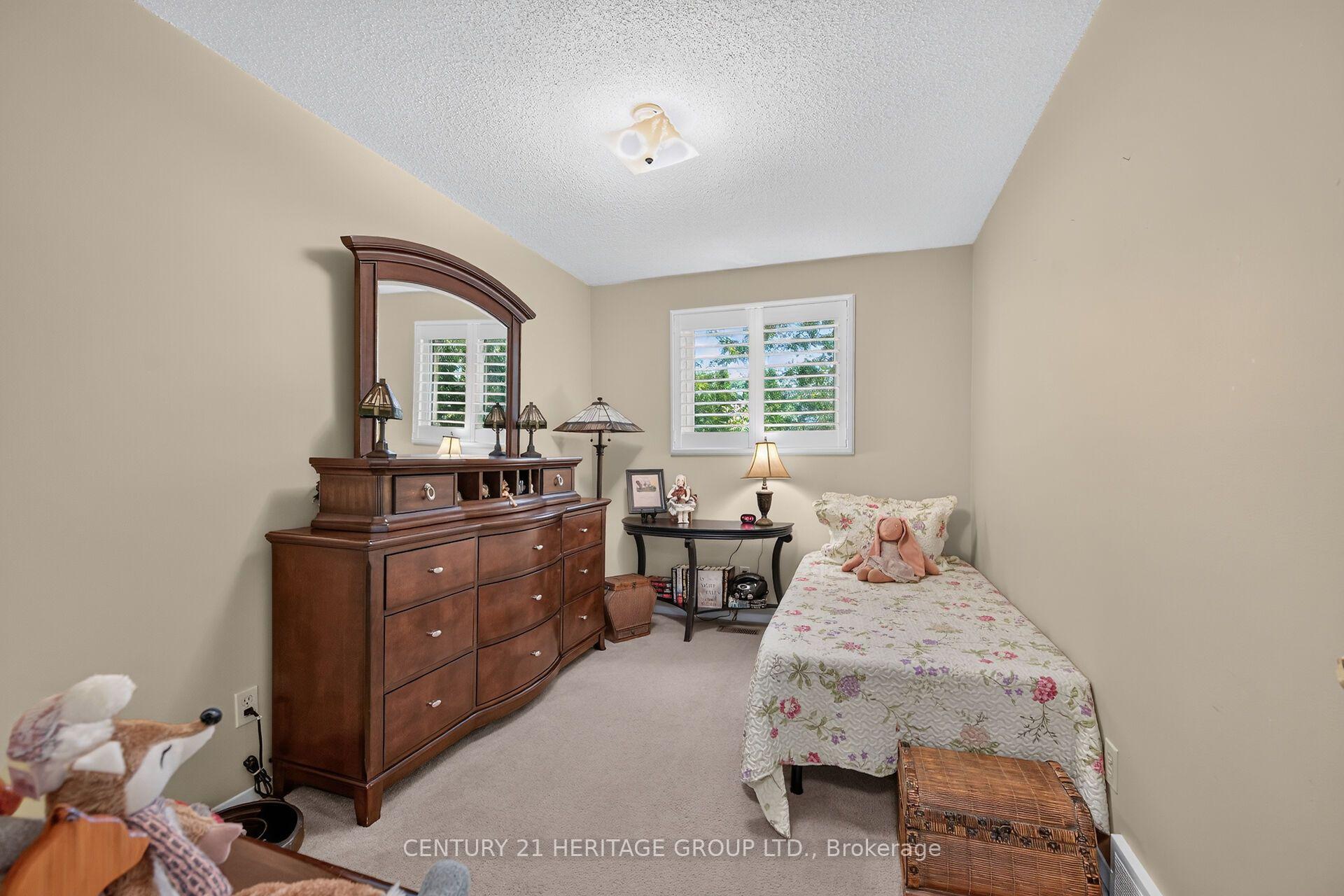 Photo 25 of 89 Stoney Brook Crescent, St. Catharines, Grapeview — HOMEH