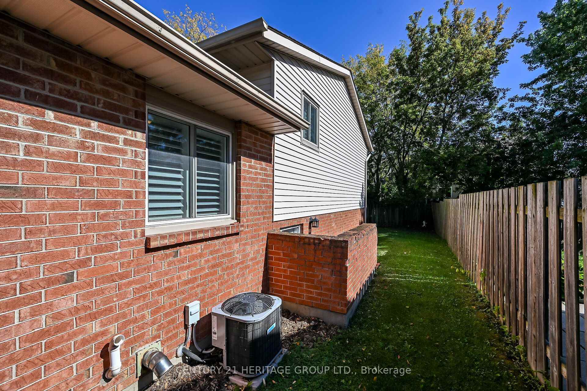 Photo 47 of 89 Stoney Brook Crescent, St. Catharines, Grapeview — HOMEH