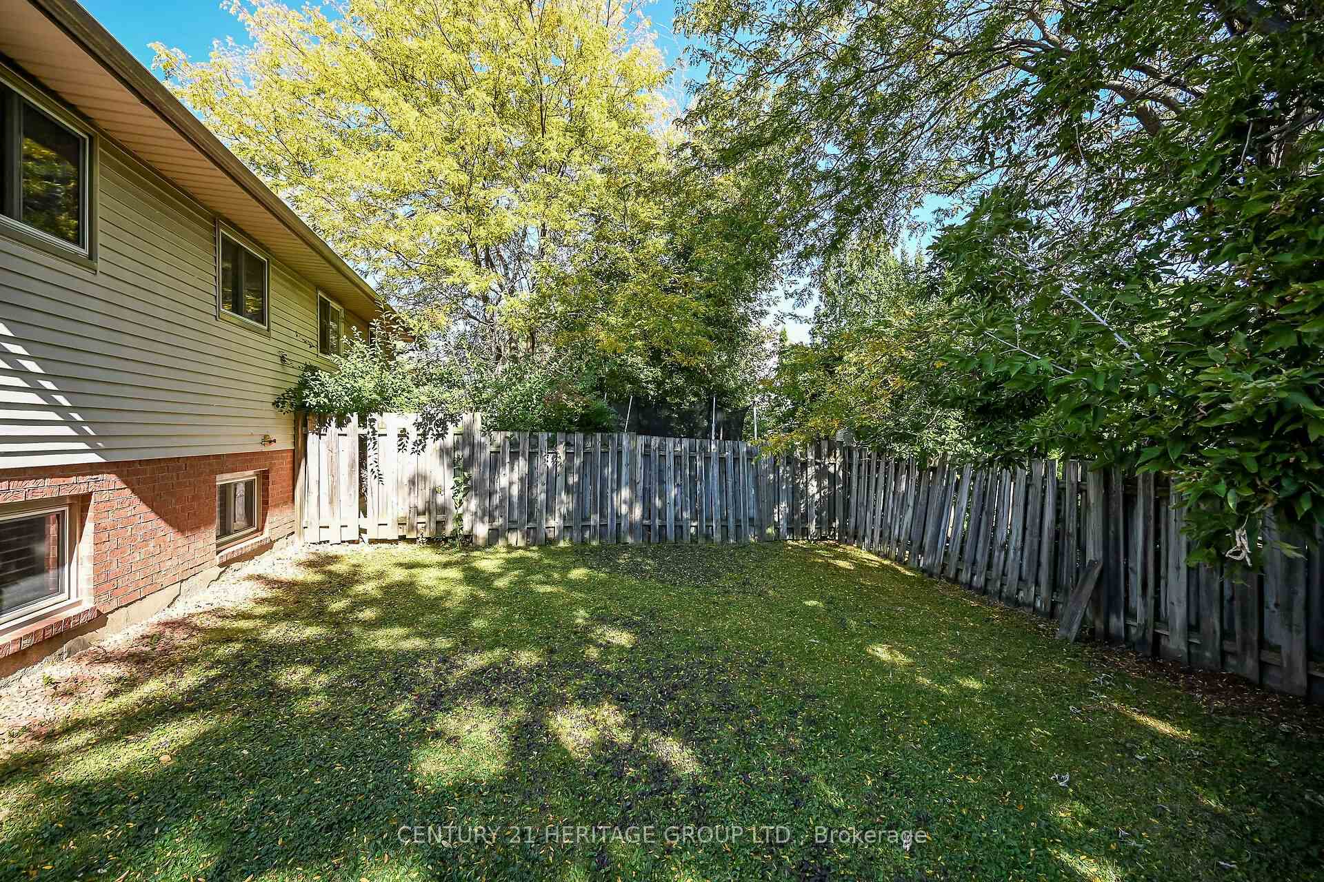 Photo 49 of 89 Stoney Brook Crescent, St. Catharines, Grapeview — HOMEH