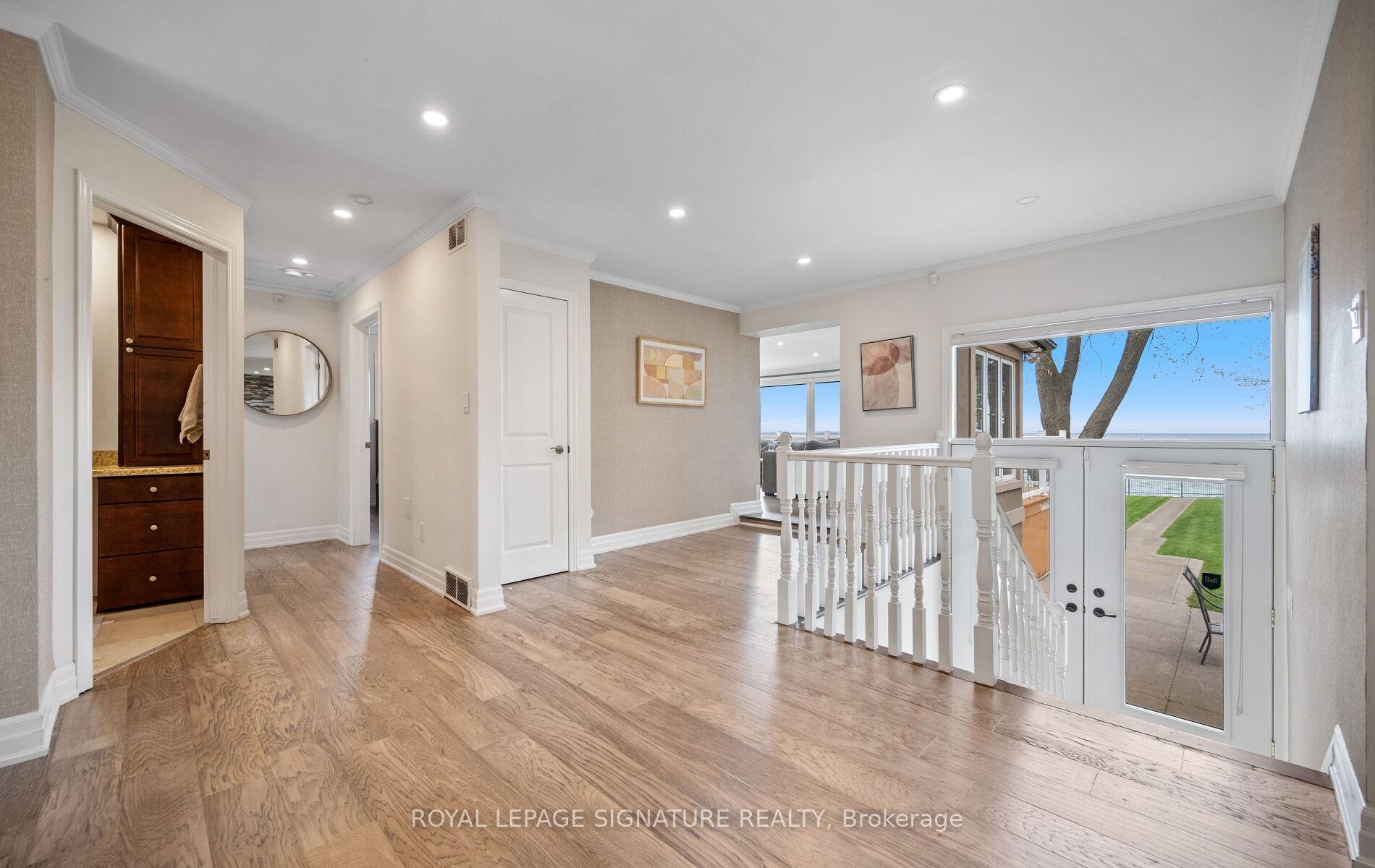 Photo 7 of 17 Wendakee Drive, Hamilton, Stoney Creek — HOMEH