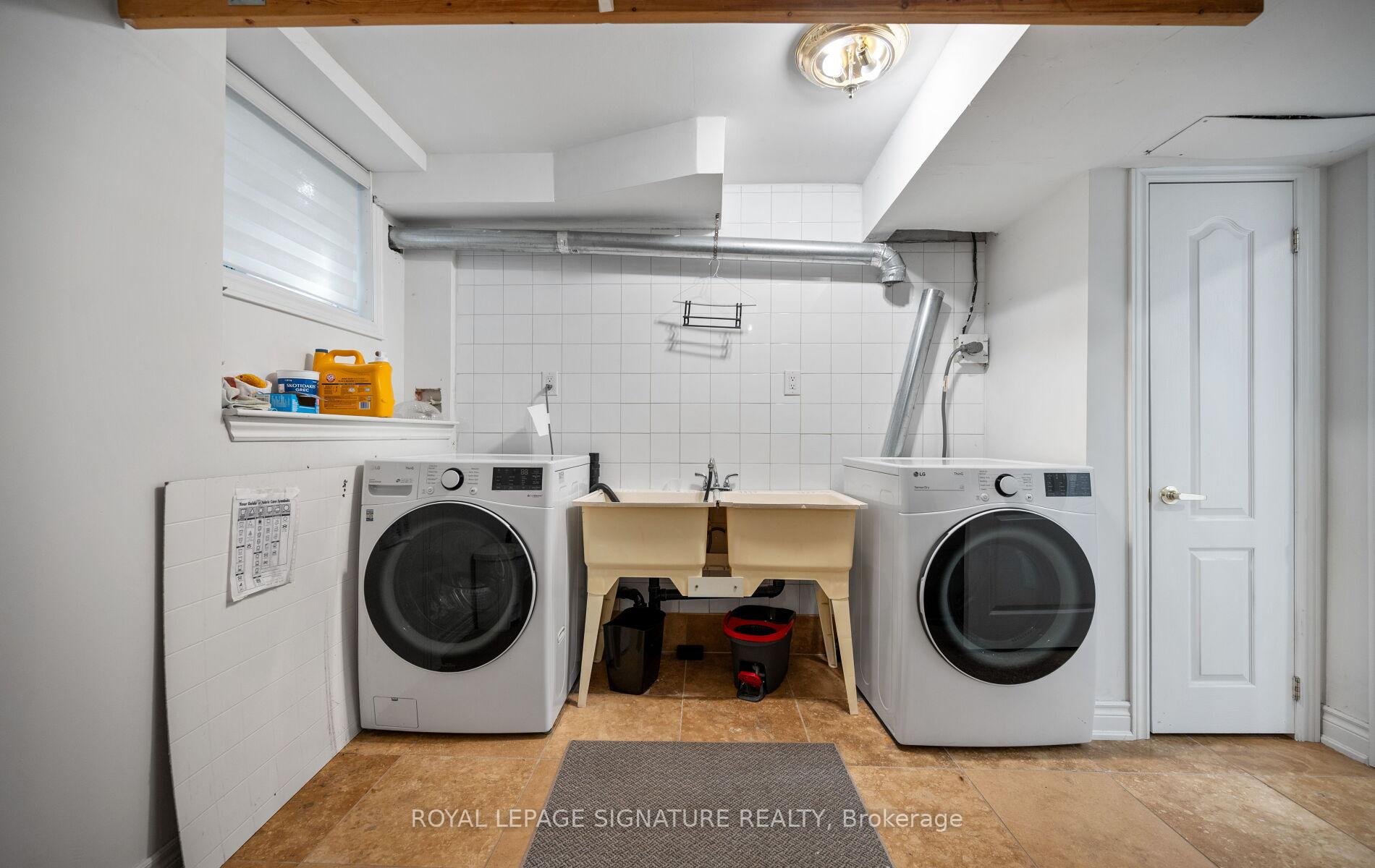 Photo 33 of 17 Wendakee Drive, Hamilton, Stoney Creek — HOMEH
