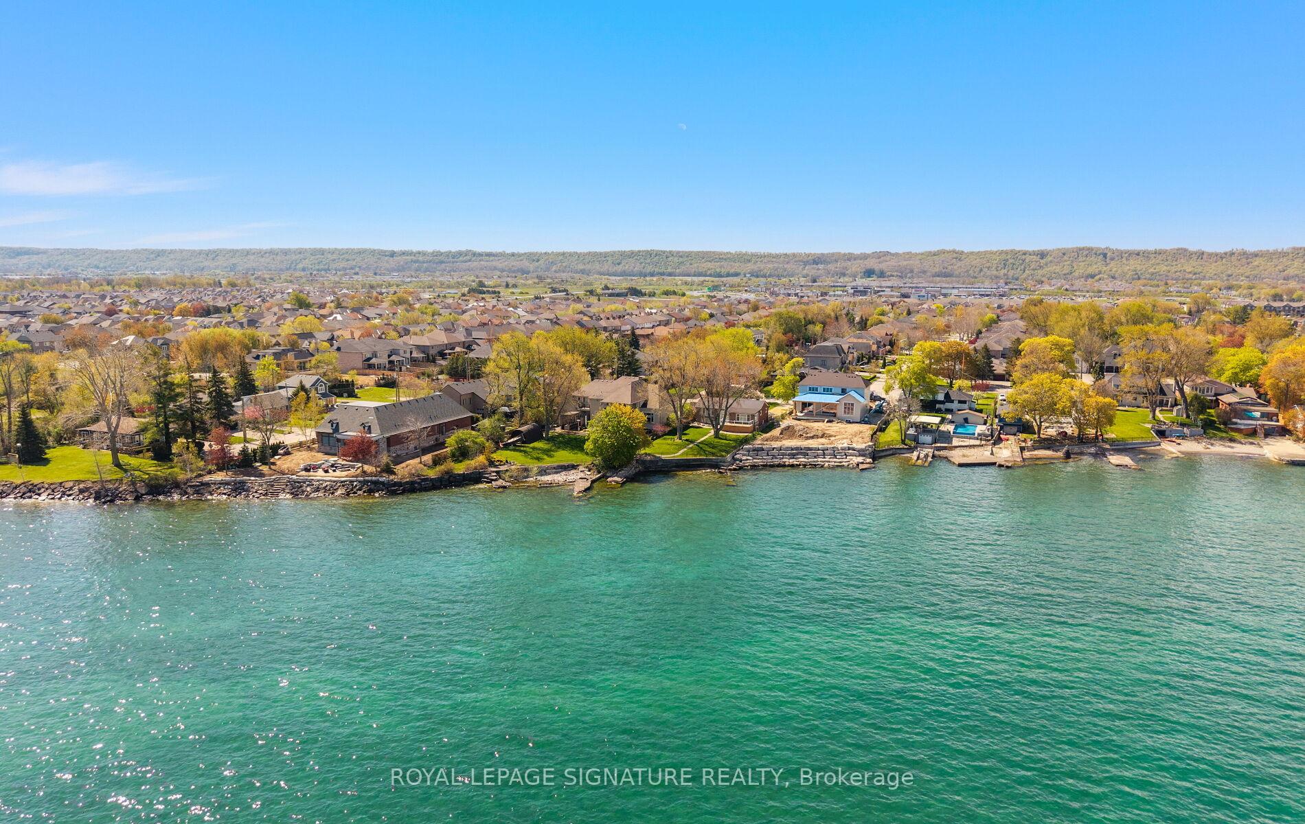 Photo 49 of 17 Wendakee Drive, Hamilton, Stoney Creek — HOMEH