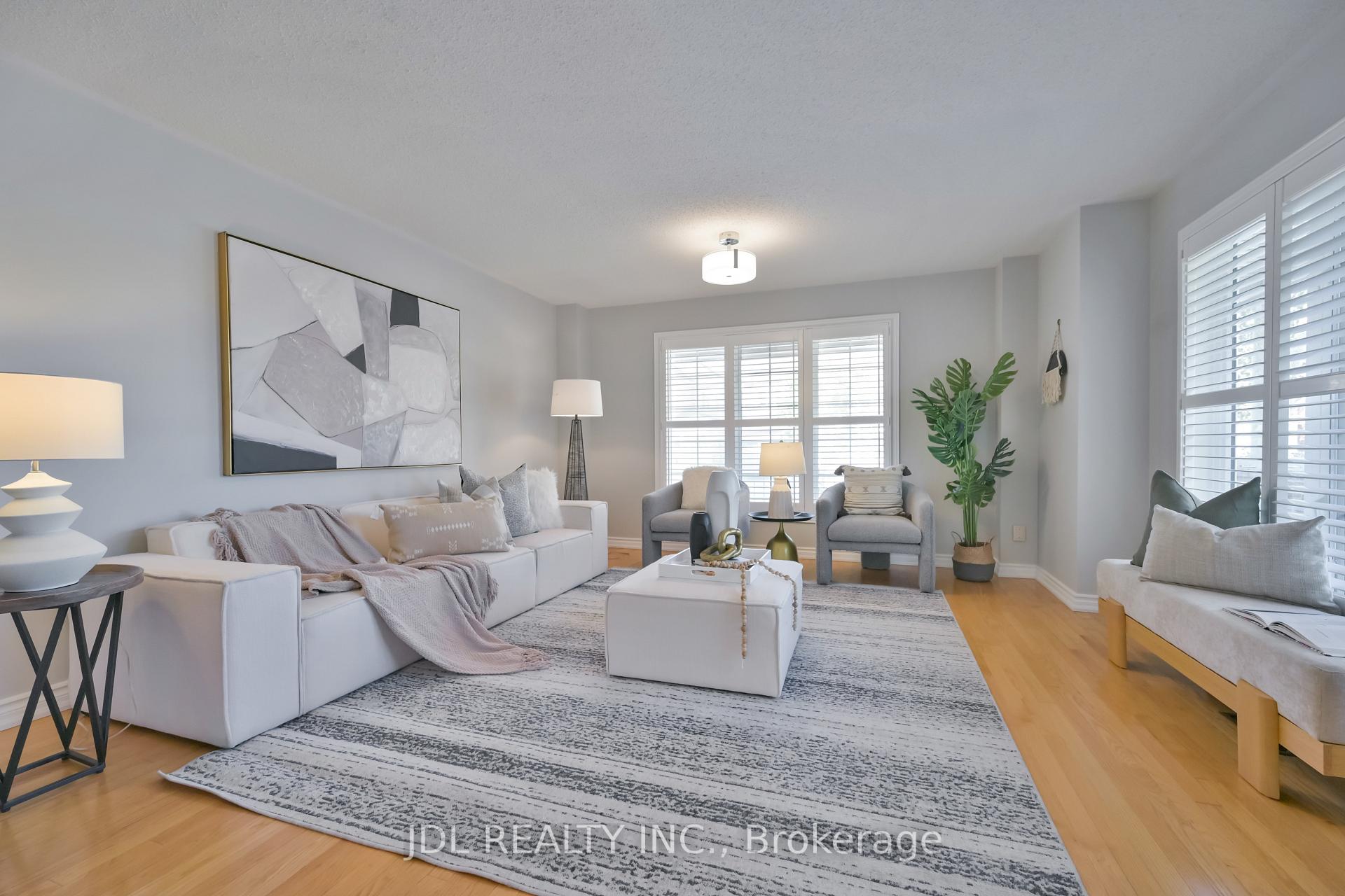 Photo of 21 Iron Horse Avenue