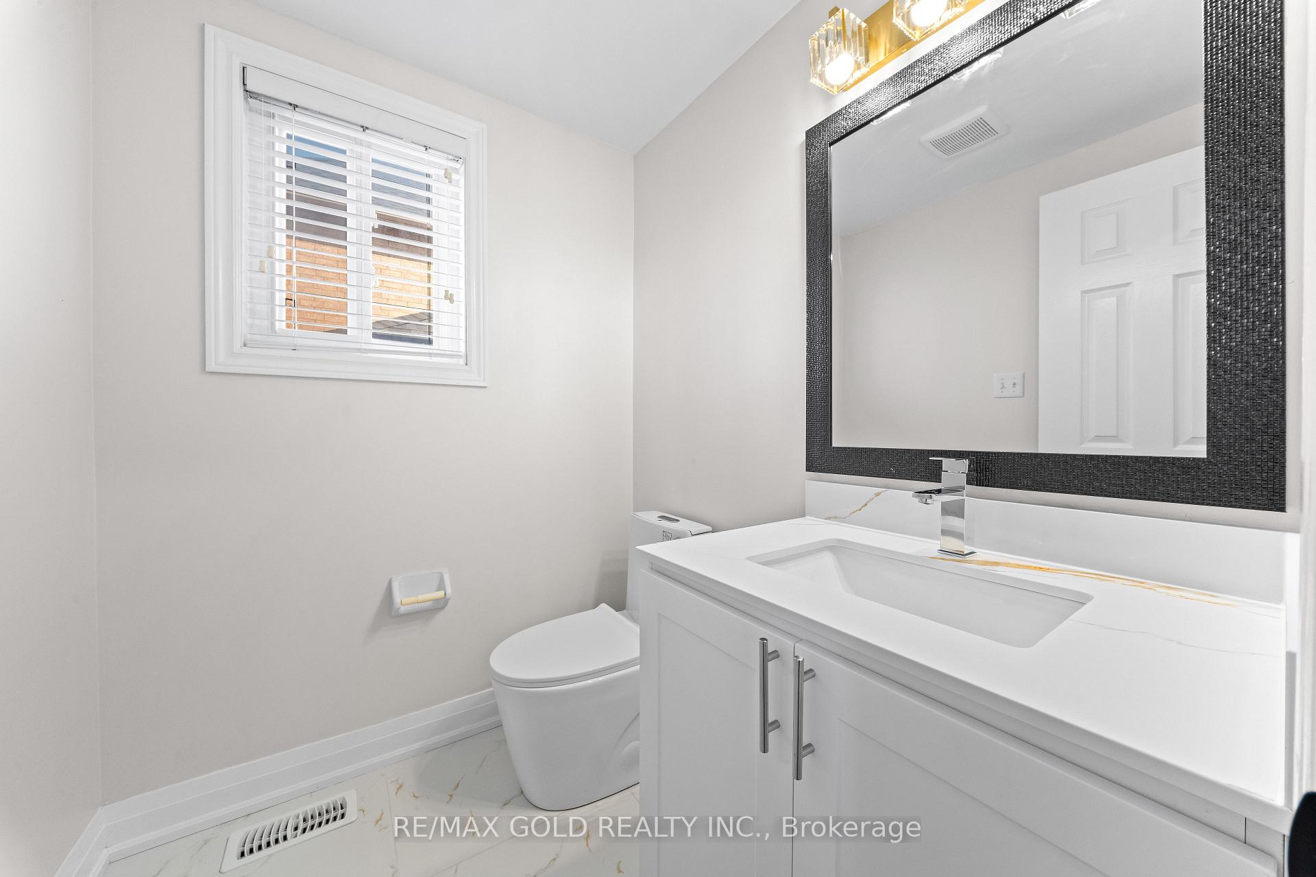 Photo 10 of 3 Tan Lane, Brampton, Bram East — HOMEH