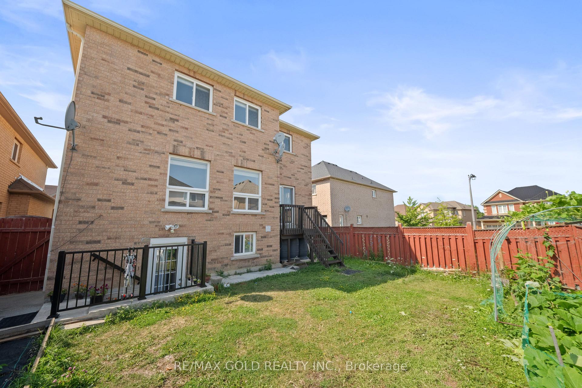 Photo 21 of 3 Tan Lane, Brampton, Bram East — HOMEH