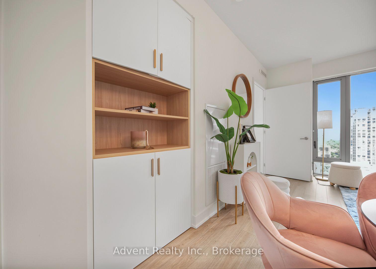 Photo 3 of Unit 2308, 8 Cumberland Street, Toronto, The Annex — HOMEH