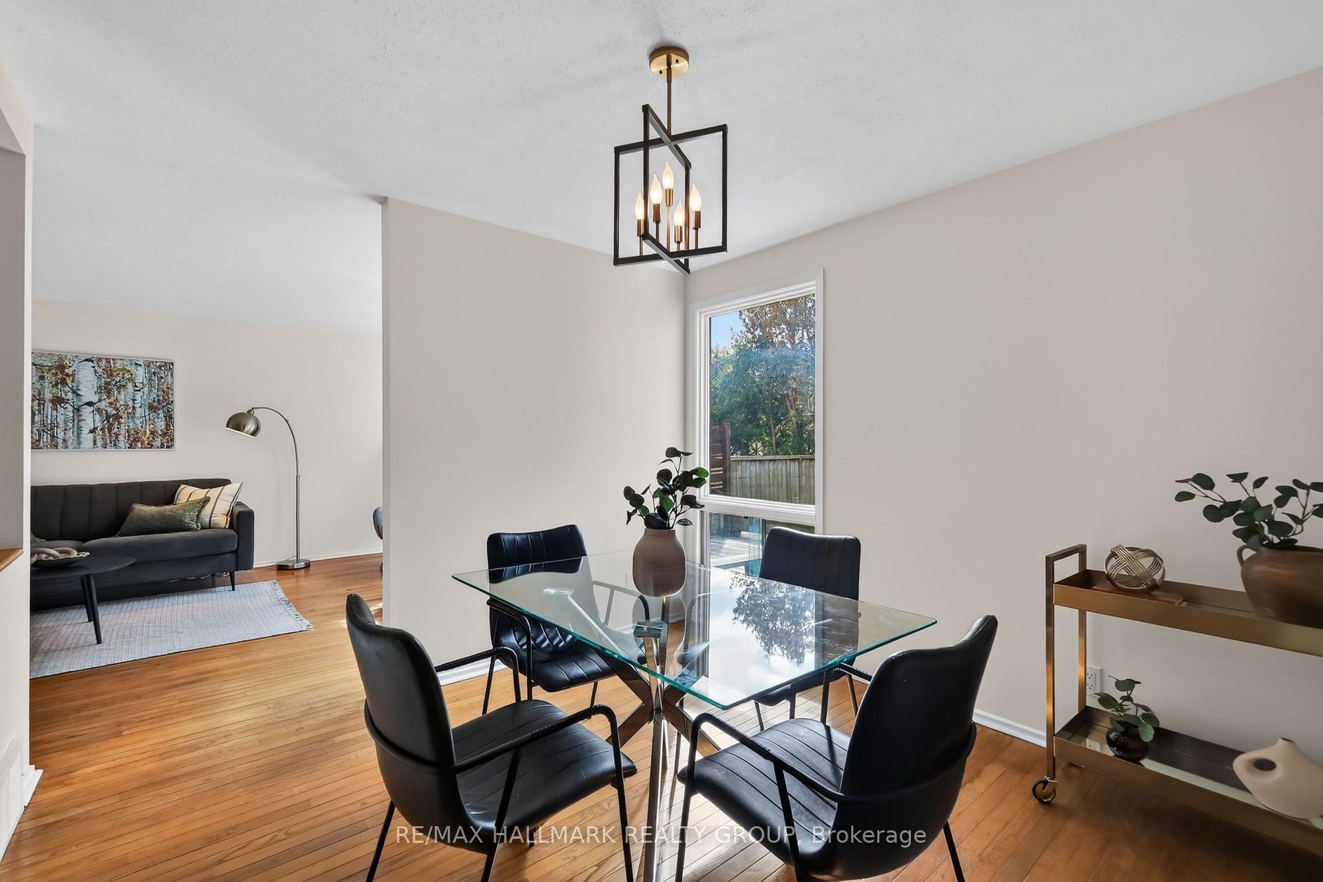 Photo 15 of 1086 Barwell Avenue, Ottawa, Fairfield Heights — HOMEH