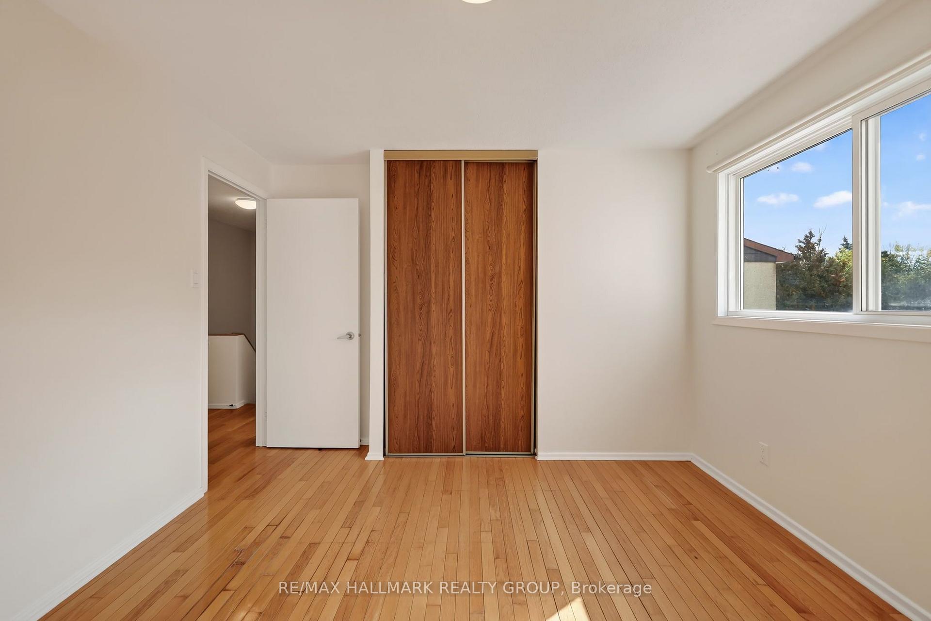 Photo 26 of 1086 Barwell Avenue, Ottawa, Fairfield Heights — HOMEH