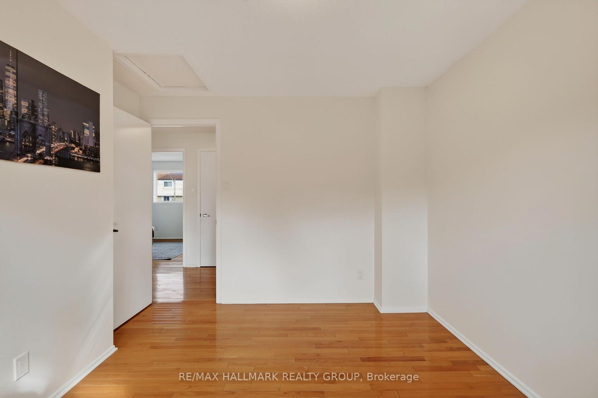 Photo 29 of 1086 Barwell Avenue, Ottawa, Fairfield Heights — HOMEH