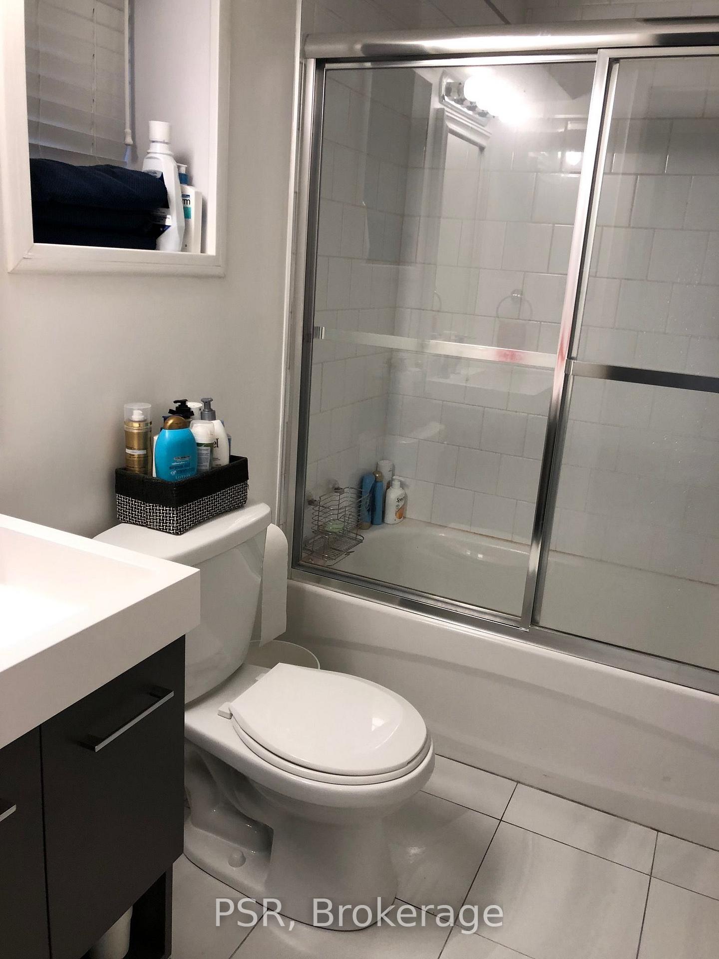 Photo 7 of Unit B, 54A Galley Avenue, Toronto, Roncesvalles — HOMEH