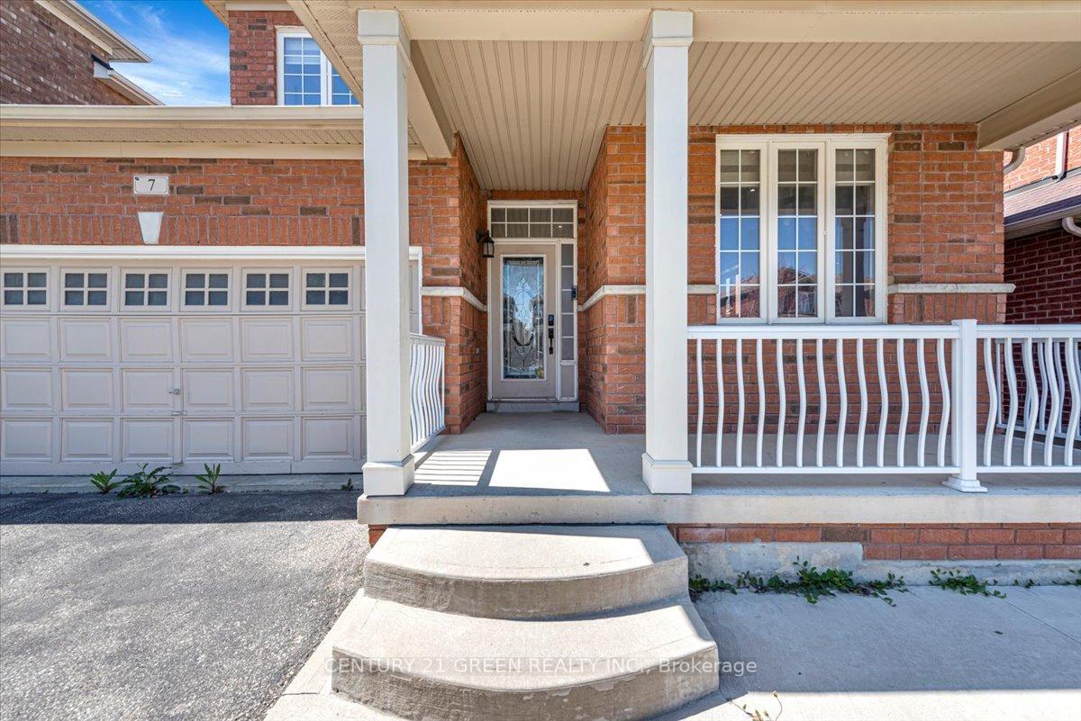 Photo 4 of 7 Accent Circle, Brampton, Northwest Sandalwood Parkway — HOMEH