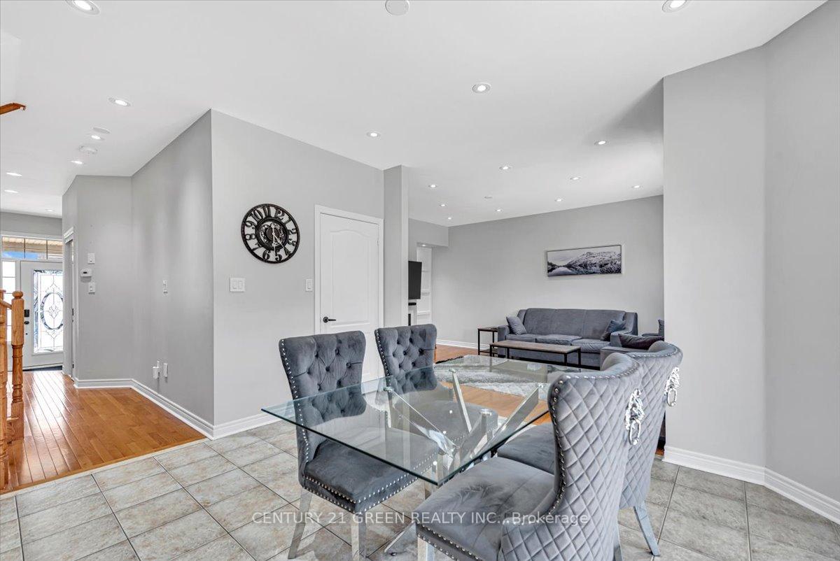 Photo 12 of 7 Accent Circle, Brampton, Northwest Sandalwood Parkway — HOMEH