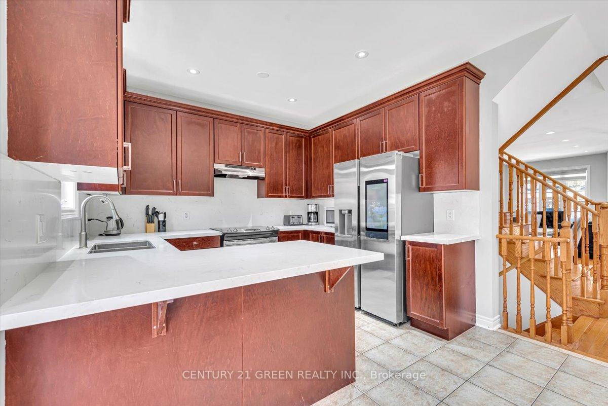 Photo 14 of 7 Accent Circle, Brampton, Northwest Sandalwood Parkway — HOMEH