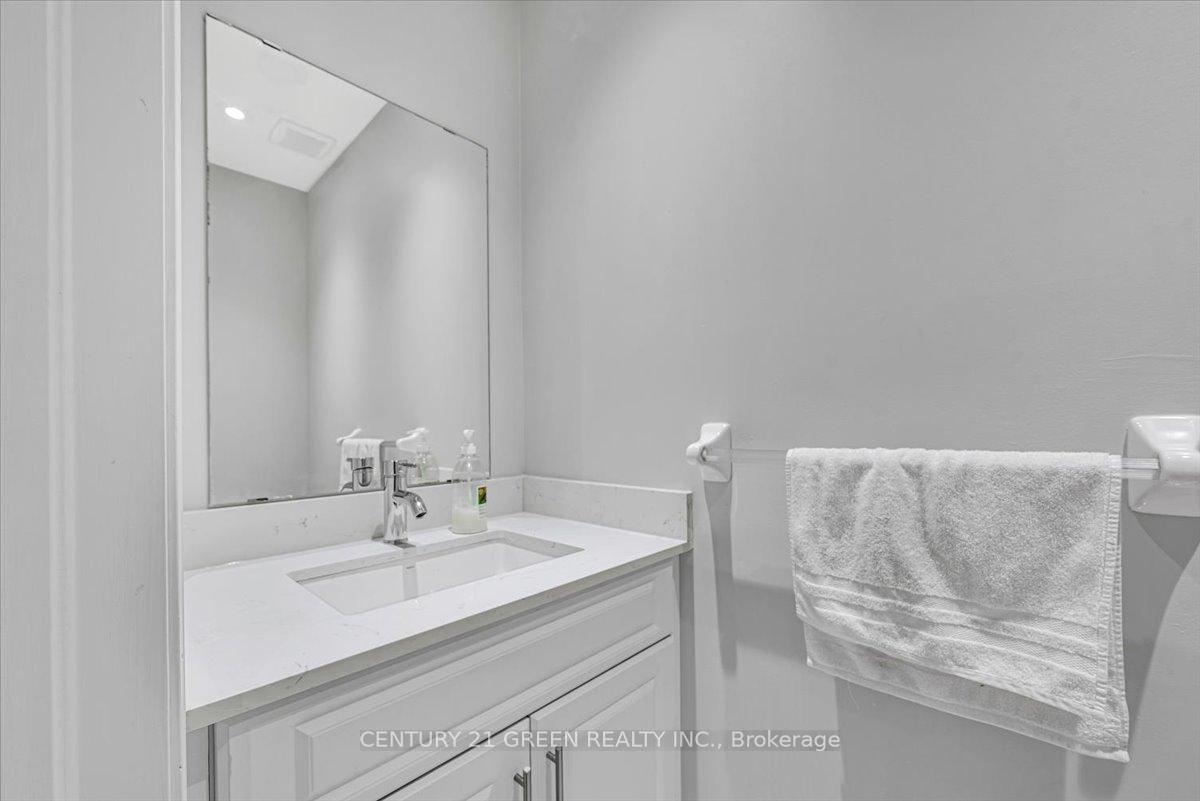 Photo 17 of 7 Accent Circle, Brampton, Northwest Sandalwood Parkway — HOMEH