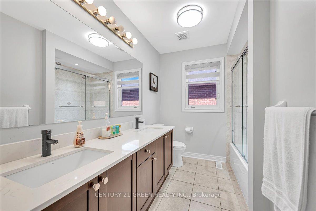 Photo 19 of 7 Accent Circle, Brampton, Northwest Sandalwood Parkway — HOMEH