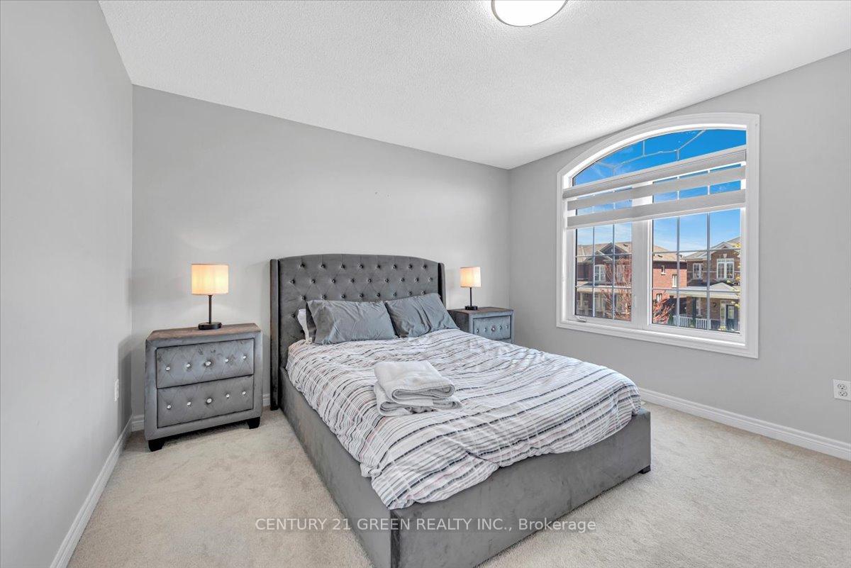 Photo 20 of 7 Accent Circle, Brampton, Northwest Sandalwood Parkway — HOMEH