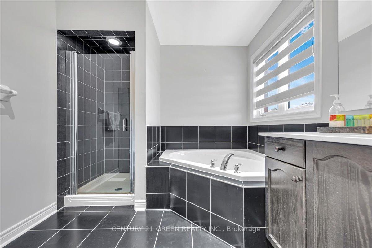 Photo 29 of 7 Accent Circle, Brampton, Northwest Sandalwood Parkway — HOMEH