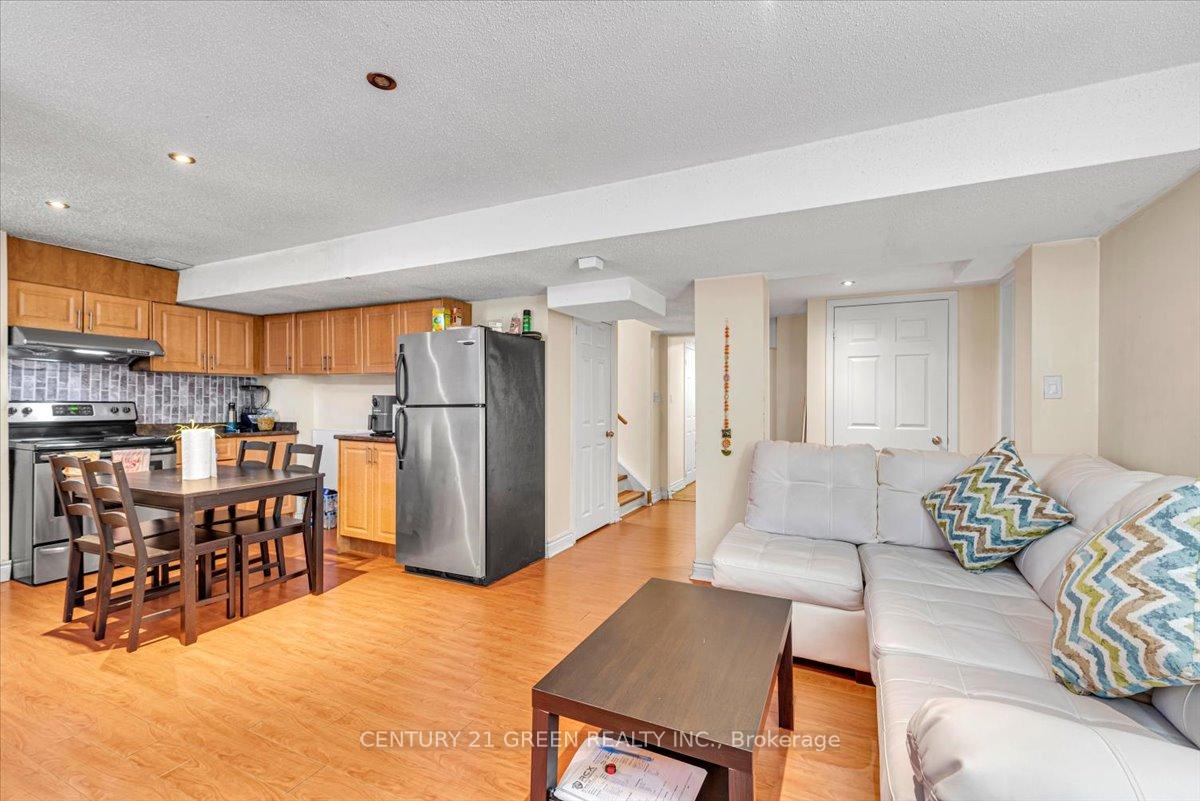 Photo 31 of 7 Accent Circle, Brampton, Northwest Sandalwood Parkway — HOMEH