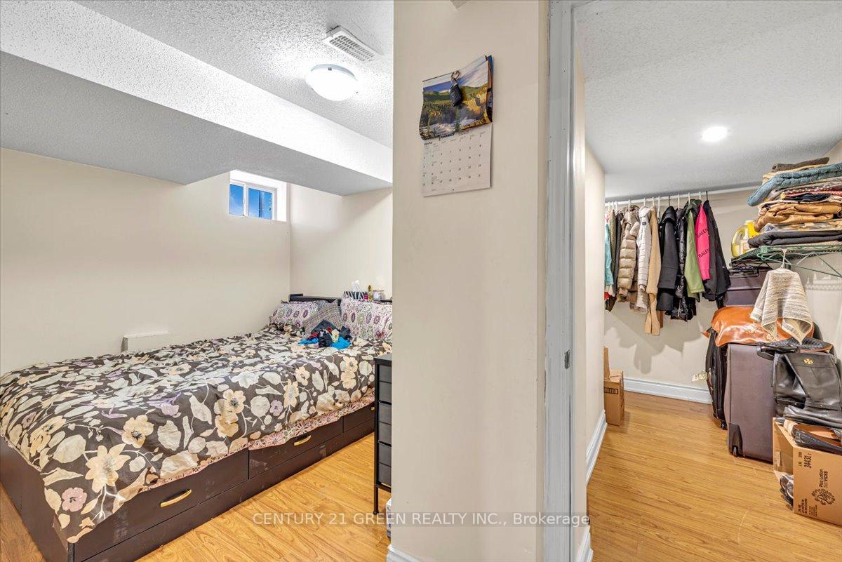 Photo 36 of 7 Accent Circle, Brampton, Northwest Sandalwood Parkway — HOMEH